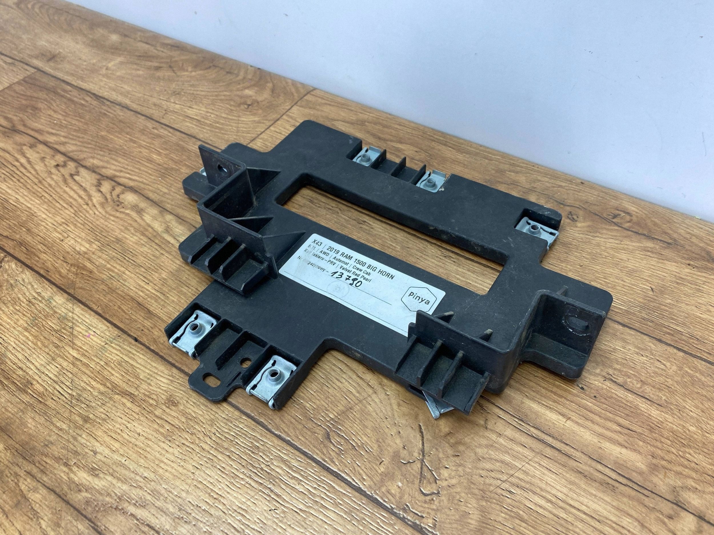 Porte Support plaque komputera sterownika Ram 1500 DT 2019+