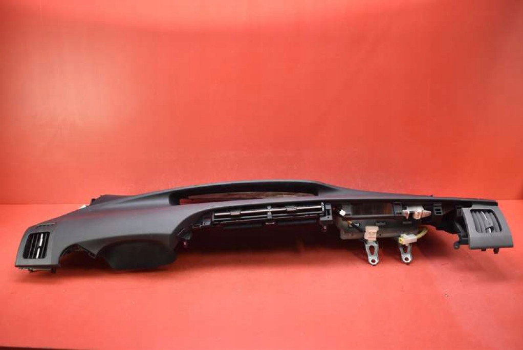 dashboard instrument panel console cockpit airbag EU TOYOTA PRIUS 3 III XW30 09-11