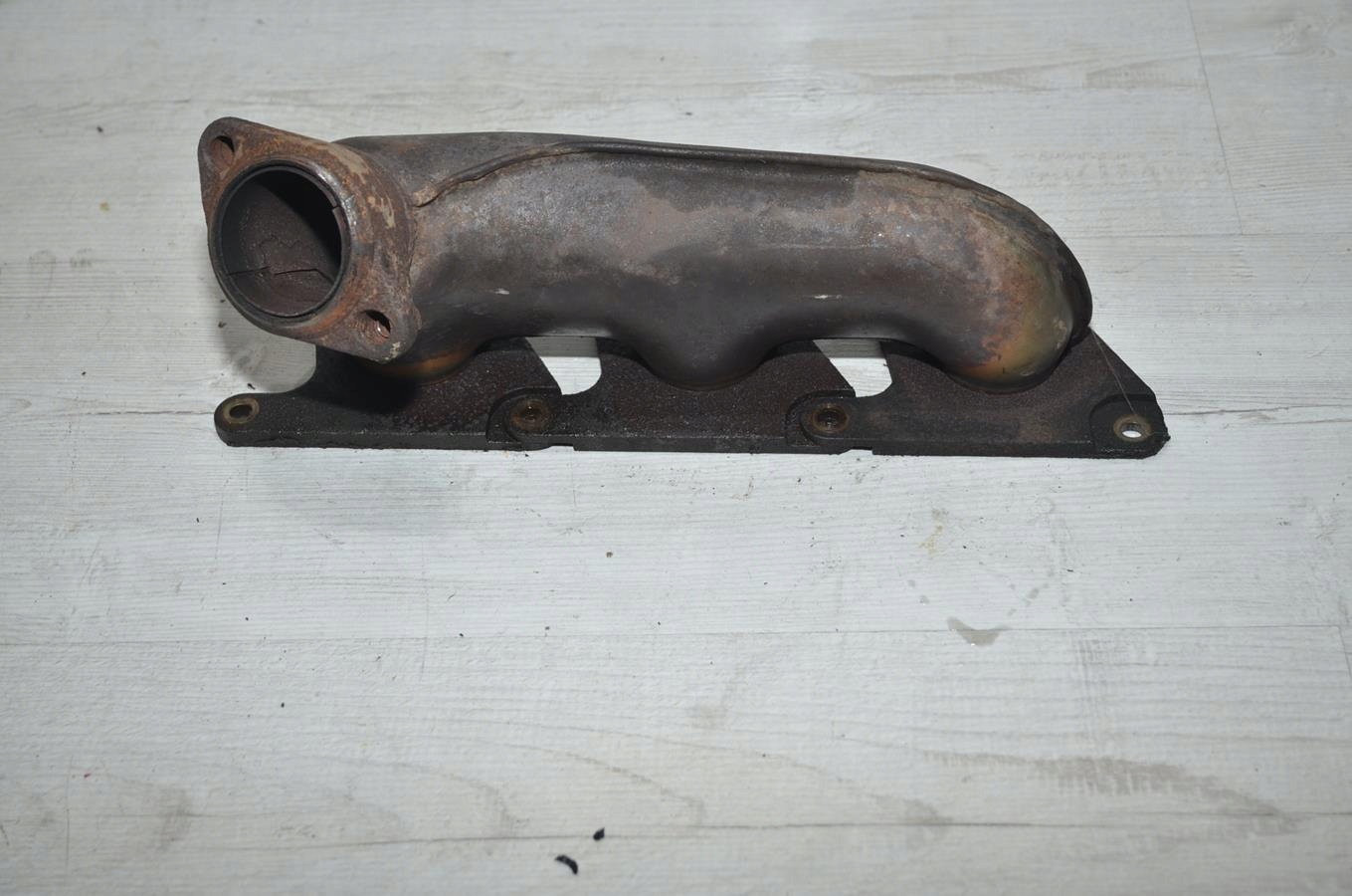 exhaust manifold right 3.5 Mercedes CLS w219