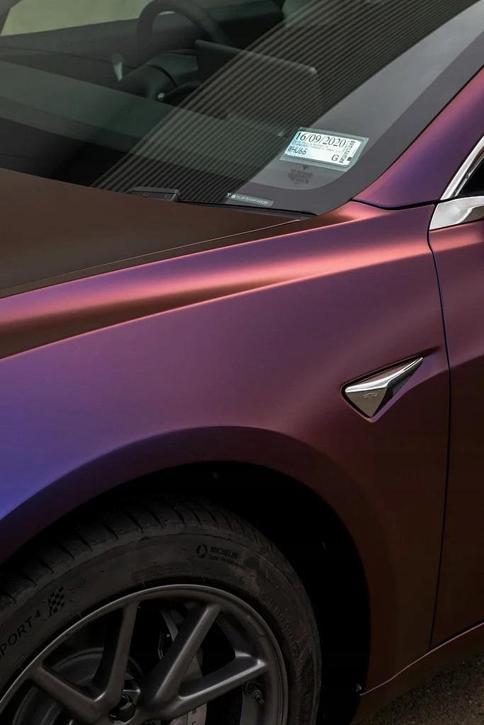 FOLIA SAMOCHODOWA OKLEINA KAMELEON 50x152cm Długość 50 cm