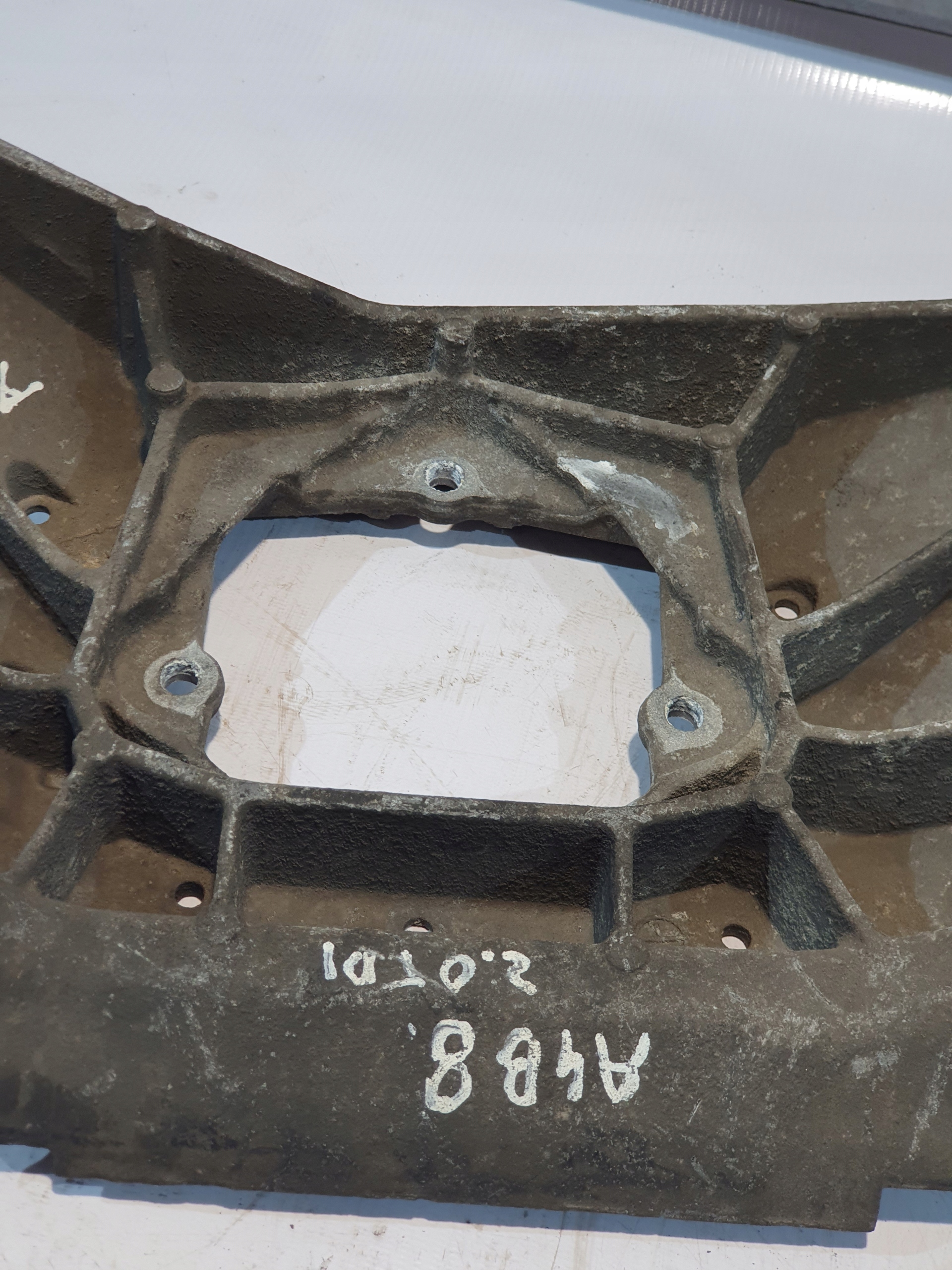 Getriebehalter getriebe OE 8K0399263K AUDI A4 B8 2.0TDI