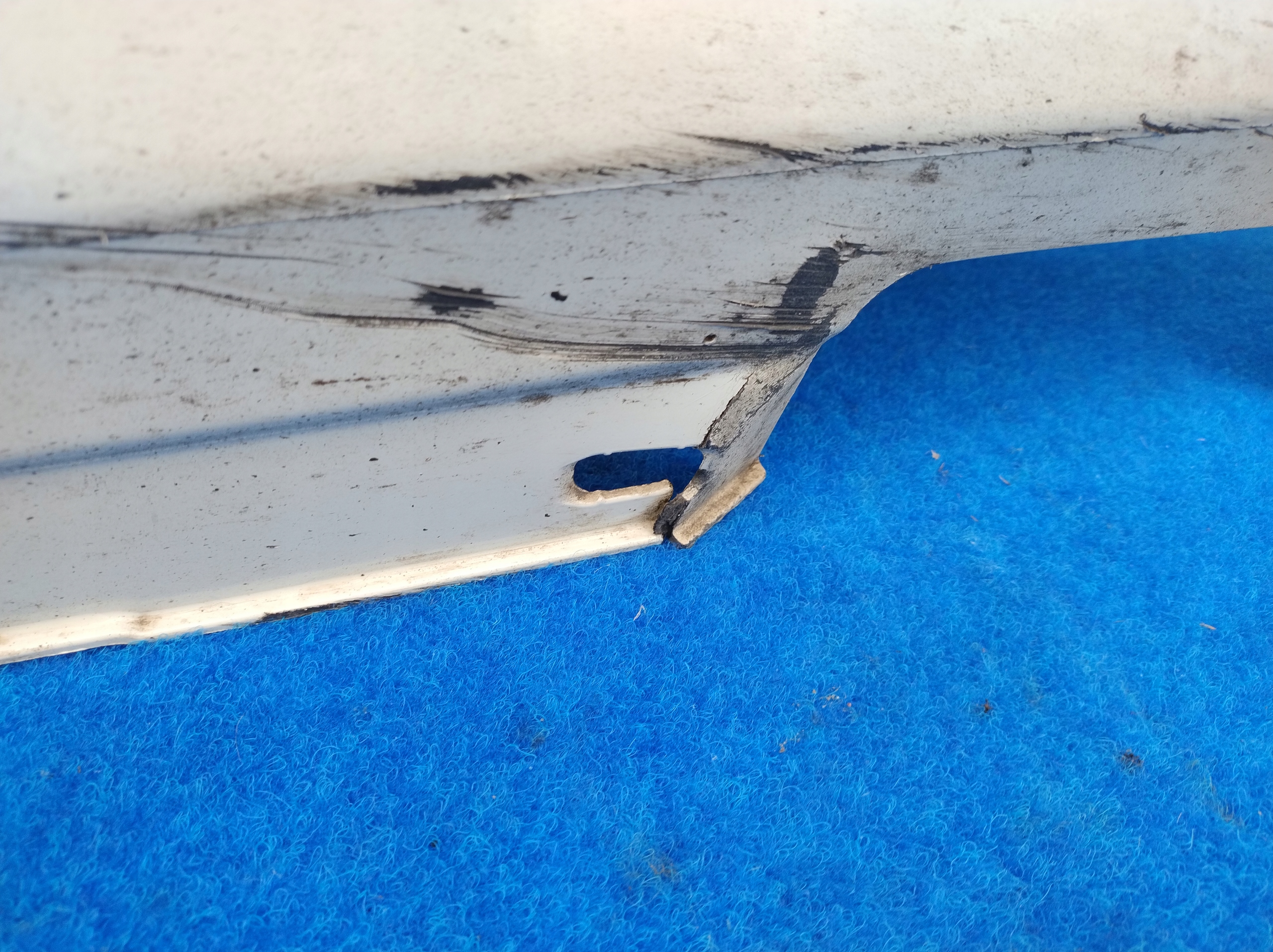 MERCEDES E-KLASA W207 COUPE CABRIO right moulding threshold threshold C535