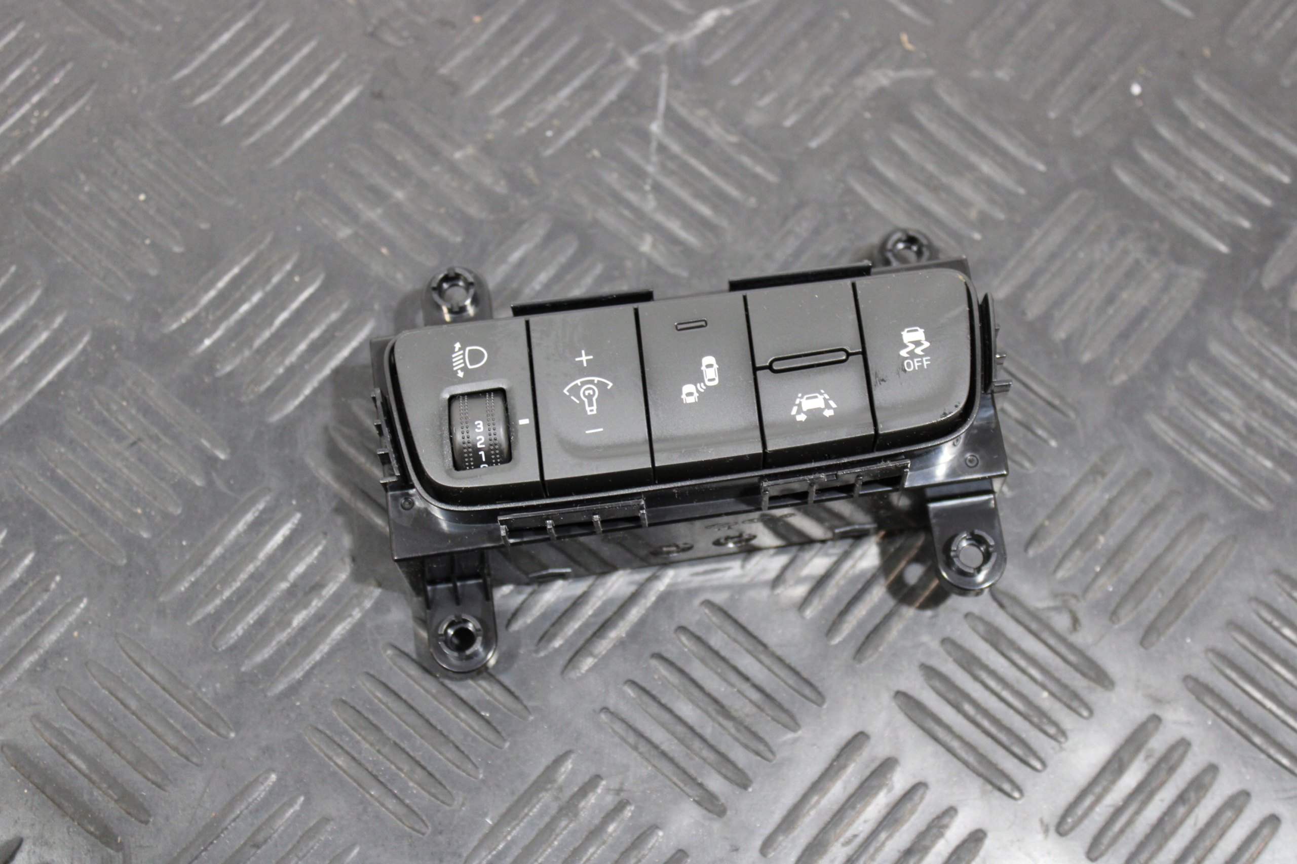 Commandes Console 93710-J9070 HYUNDAI KONA
