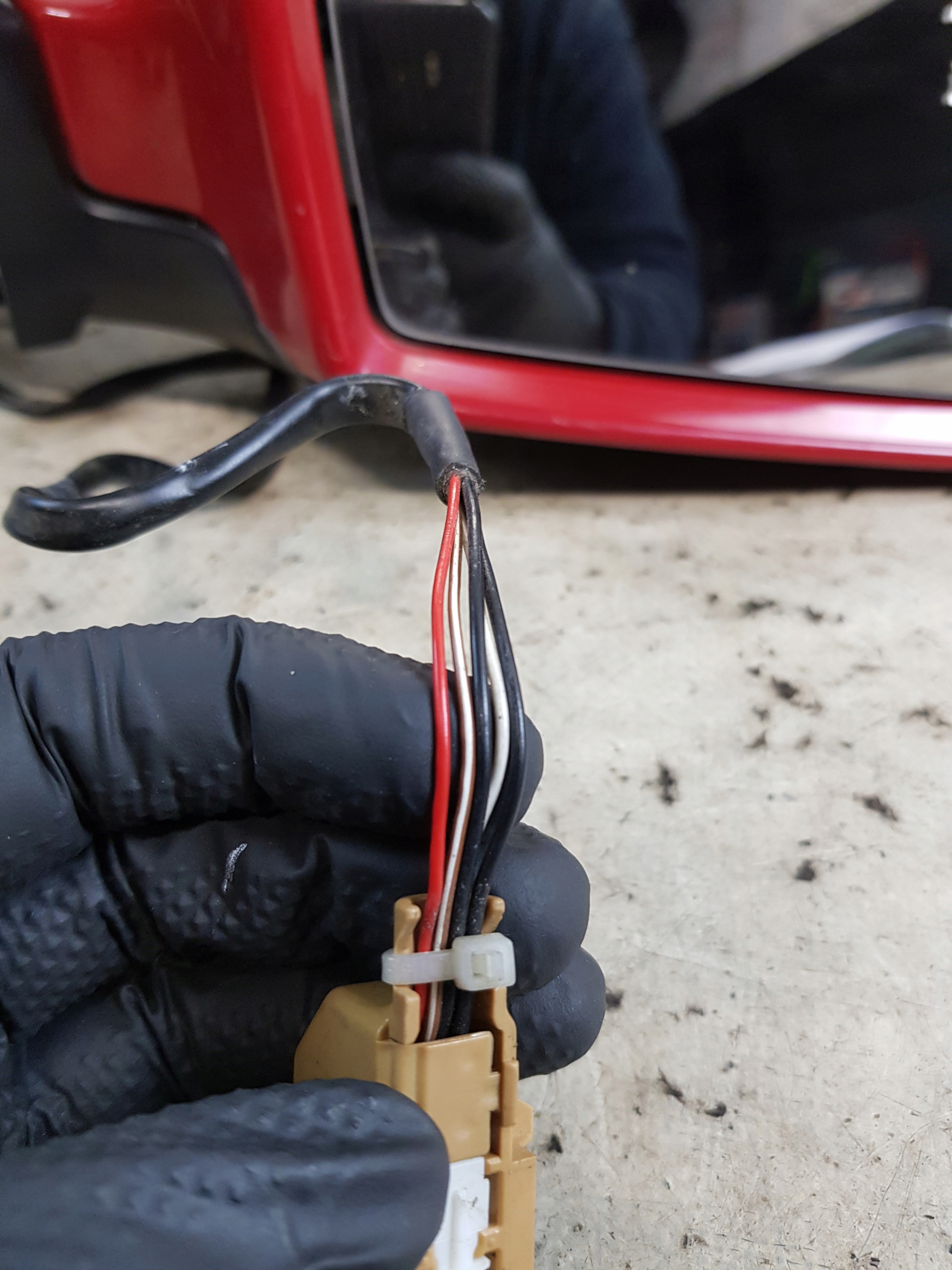 mirror electrics right 010681 AUDI A4 B6 5PIN K: LY3C