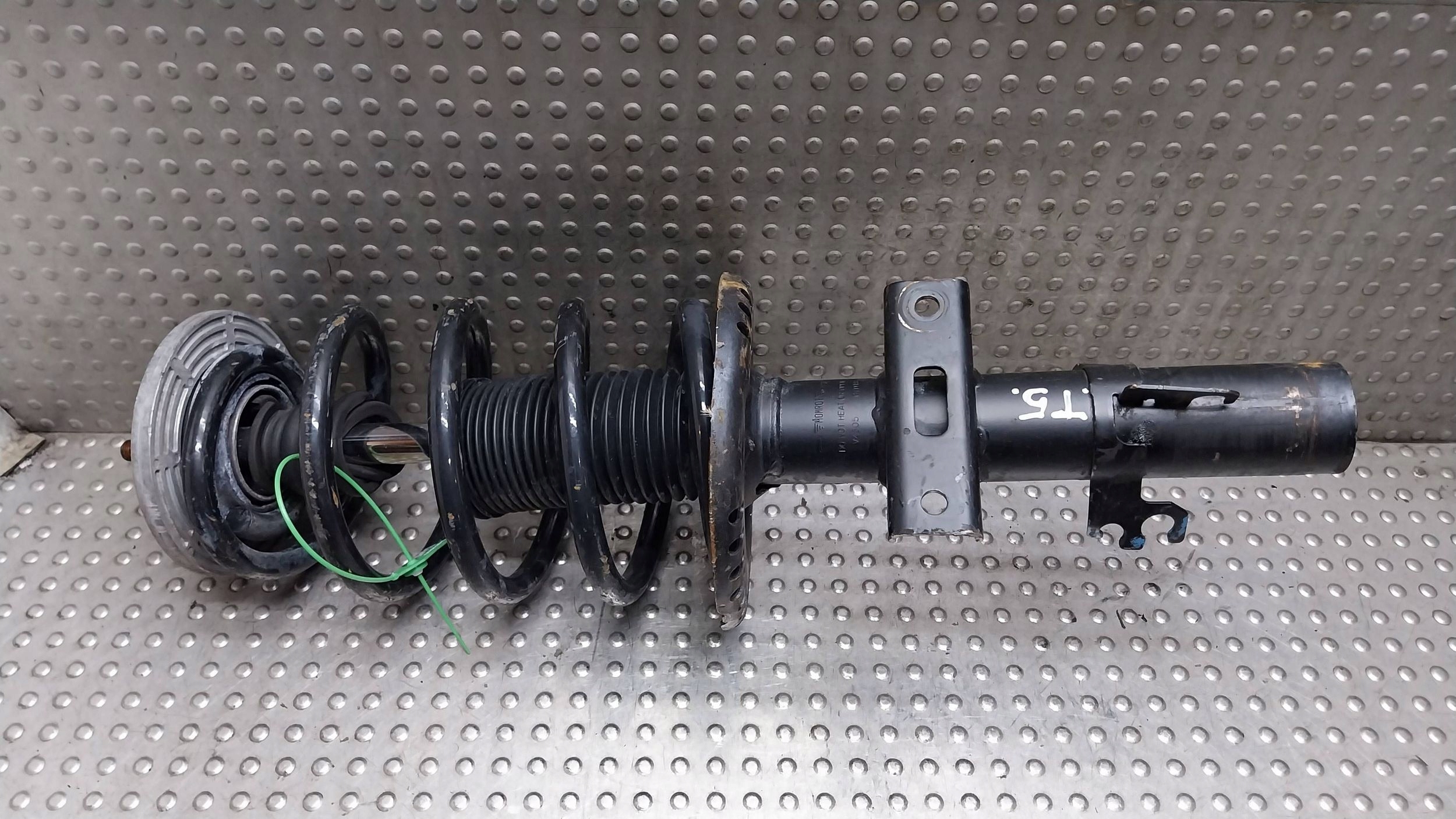 shock absorber left front 7H0413031N VW TRANSPORTER T5