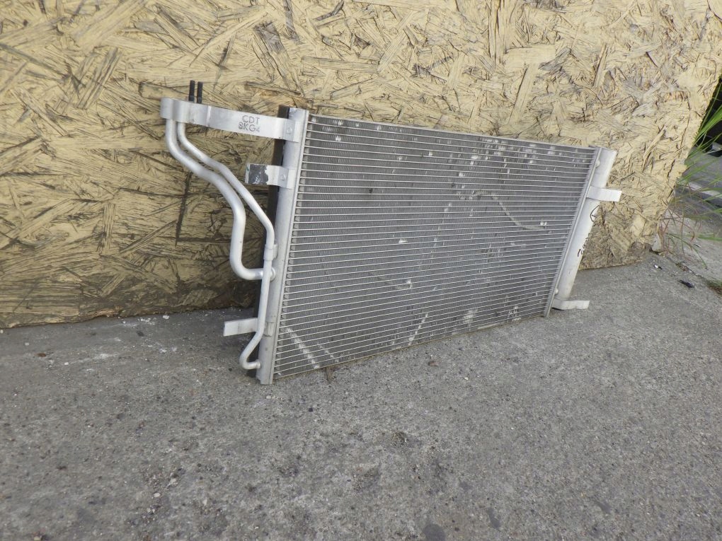 HYUNDAI I30 III CEED 3 17- Radiateur climatisation