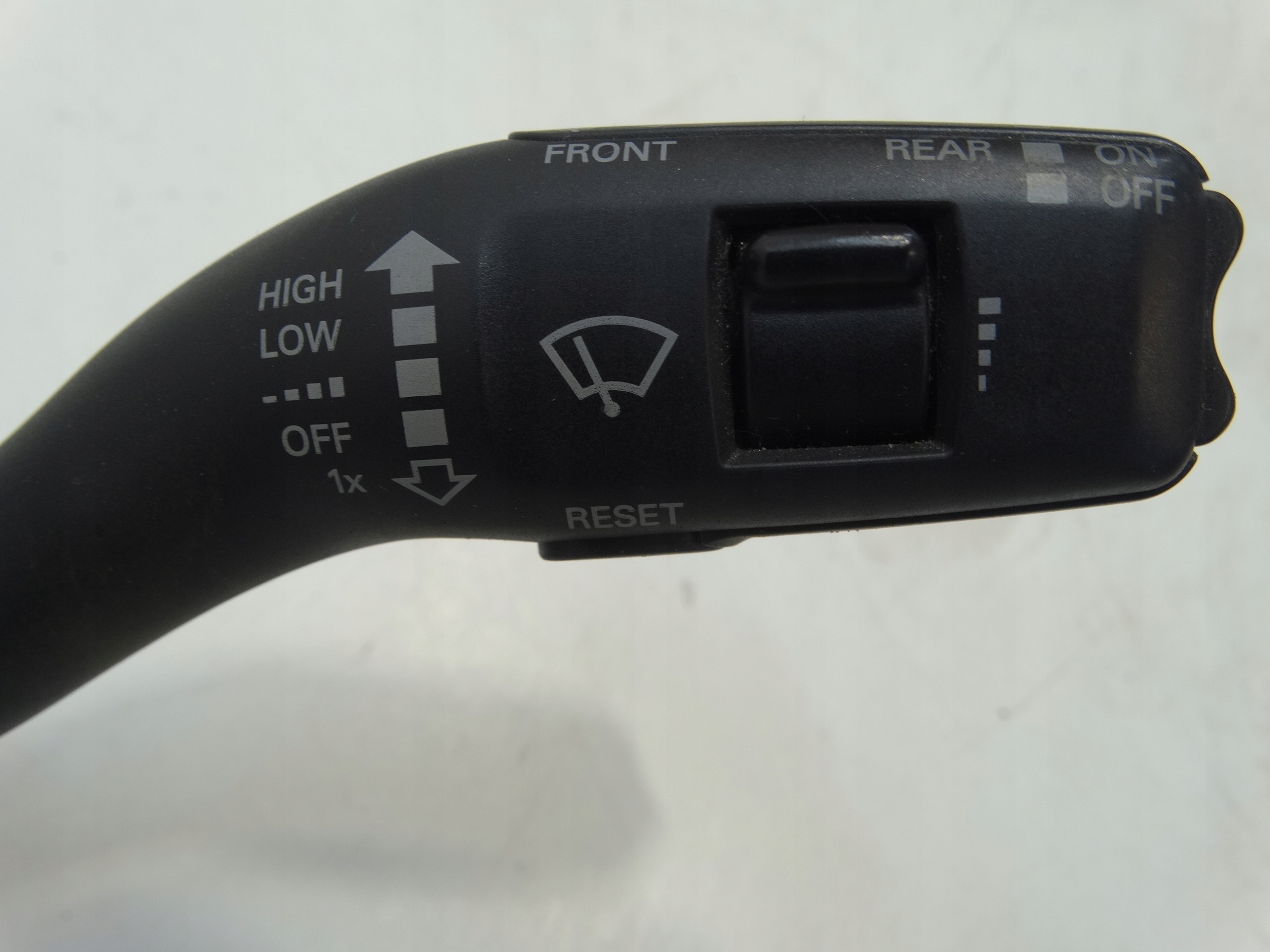 commande levier commodo sous volant volant AUDI A6 C6 A8 Q7 4F0953549D