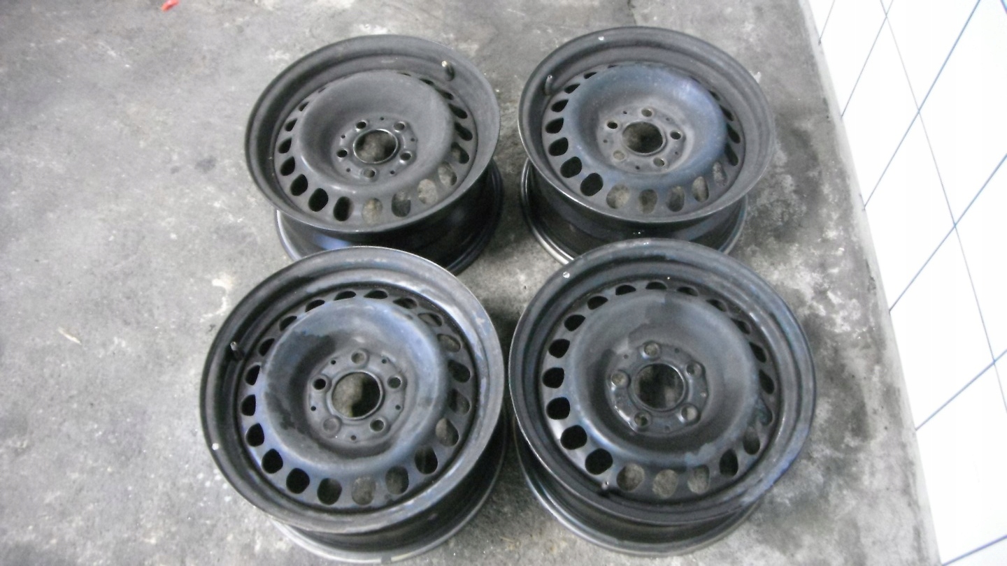 MERCEDES E W210 FELGA STALOWA 7J15 ET37 2104000702