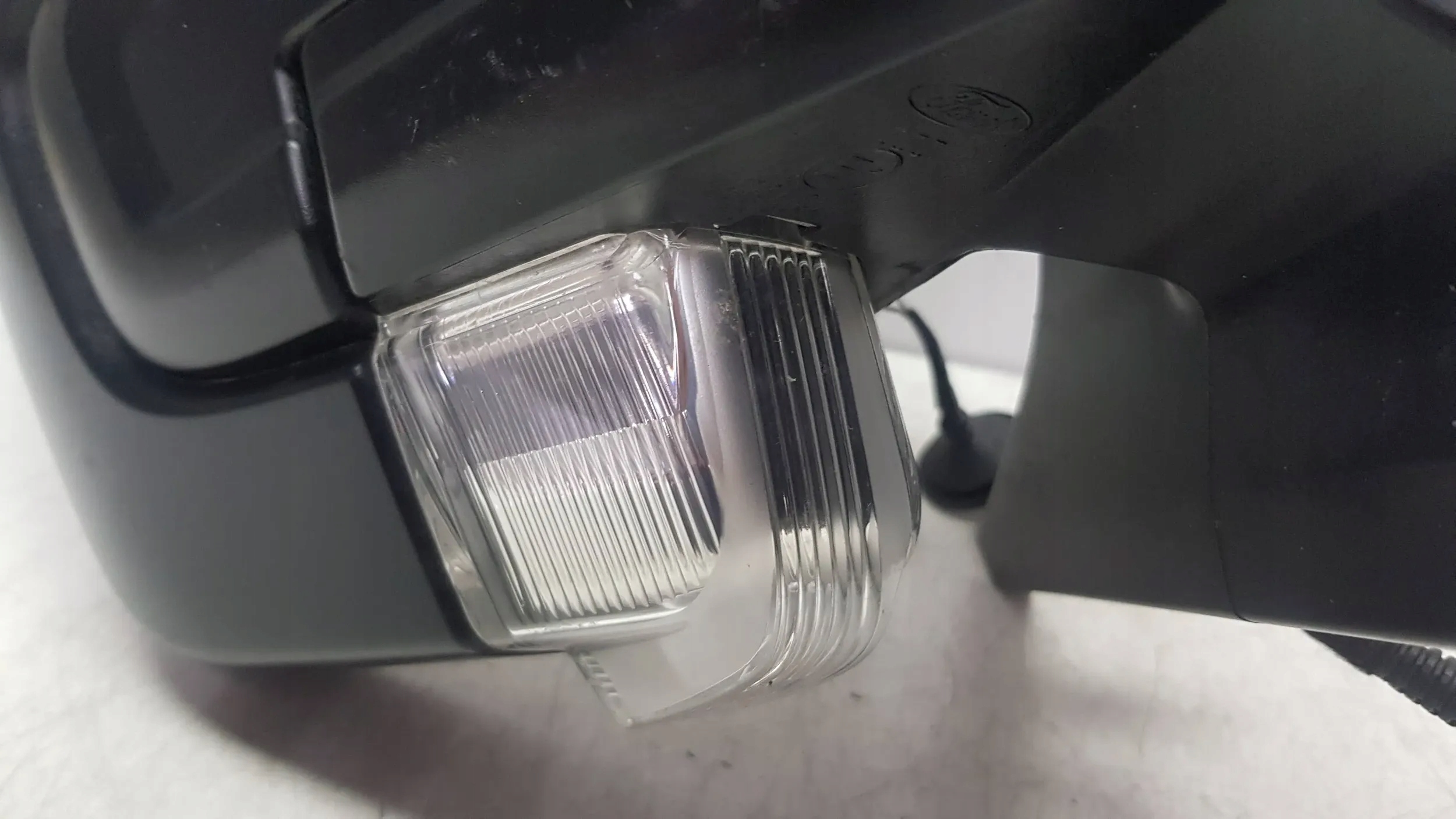 Lusterko prawe Ford Transit Custom 12- Producent części Ford OE