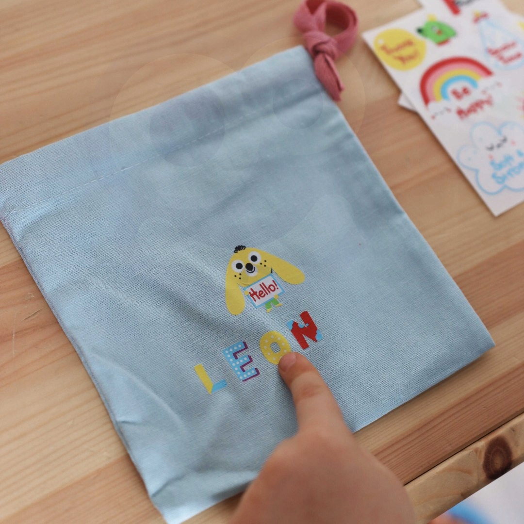 WOOPIE ART&FUN Zestaw Kreatywny Magiczna Torebka + Naklejki do Dekoracj Szerokość produktu 58.5 cm