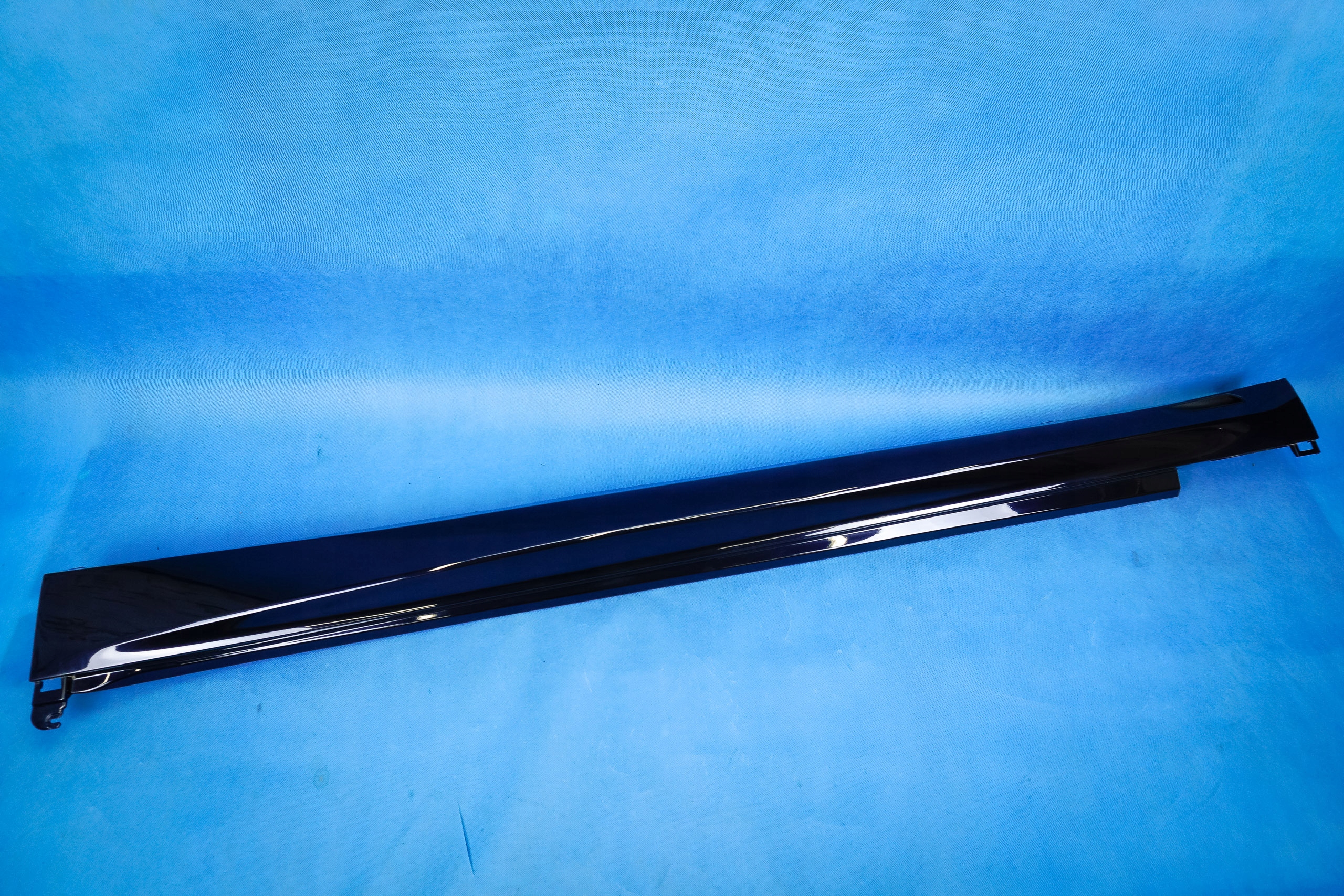 moulding cap threshold left LED BMW X5 G05 m-packet 8099111 7946663 416