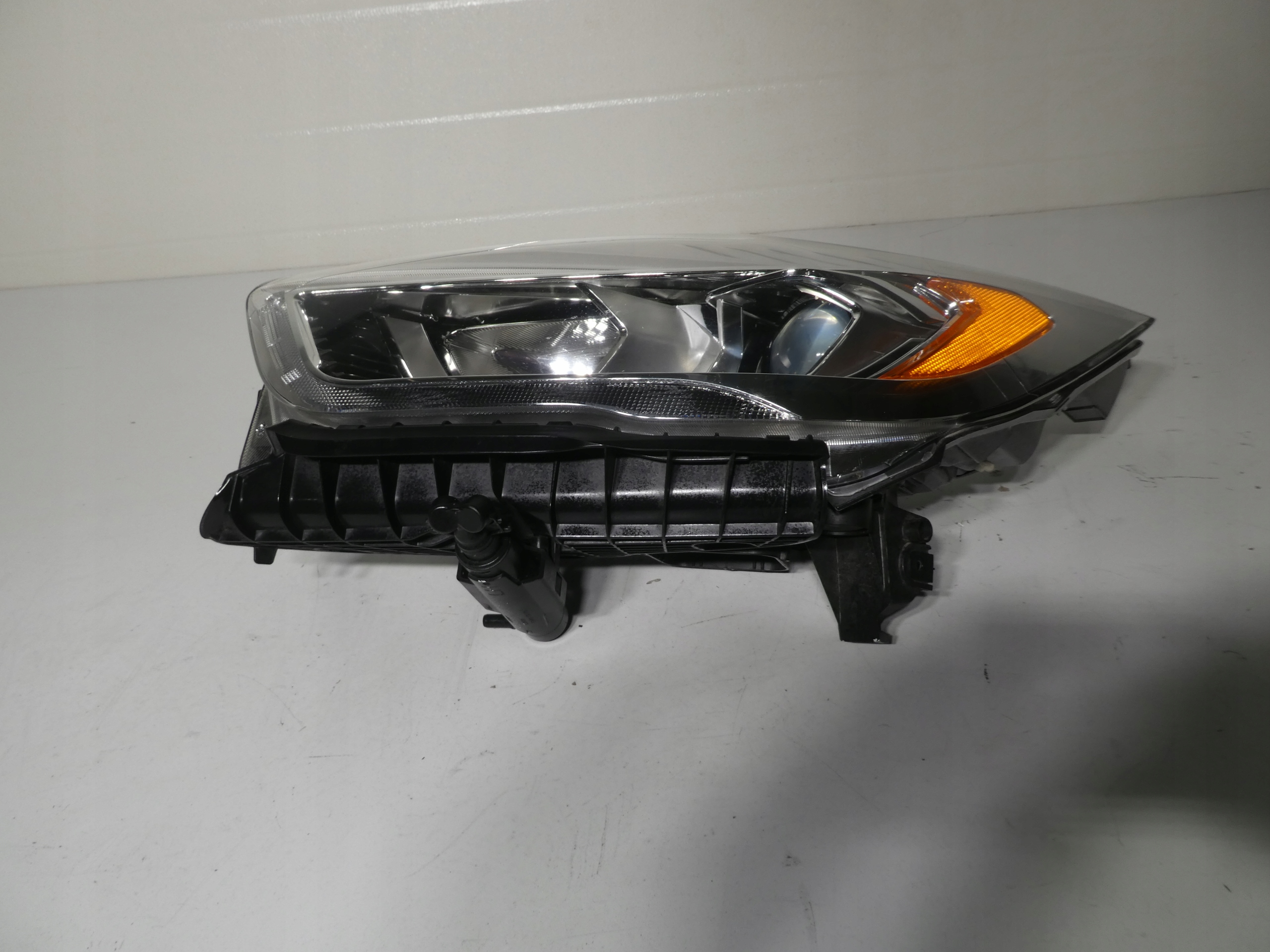 FORD KUGA II mk2 light front front left GV41-13W030-CF