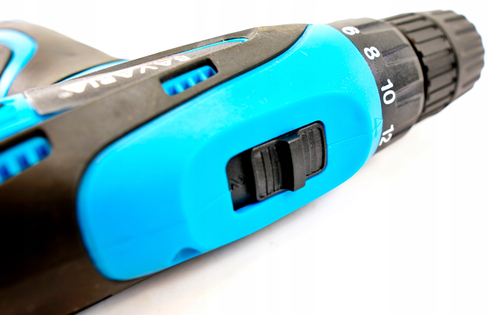 WIERTARKO WKRĘTARKA 18V LED BAVARIA AKUMLUATOROWA Maksymalna średnica wiercenia w drewnie 20 mm