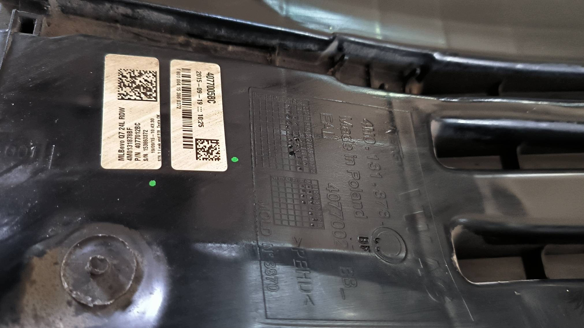 Behälter ADBLUE 4M0131878BF AUDI Q7 II 4M