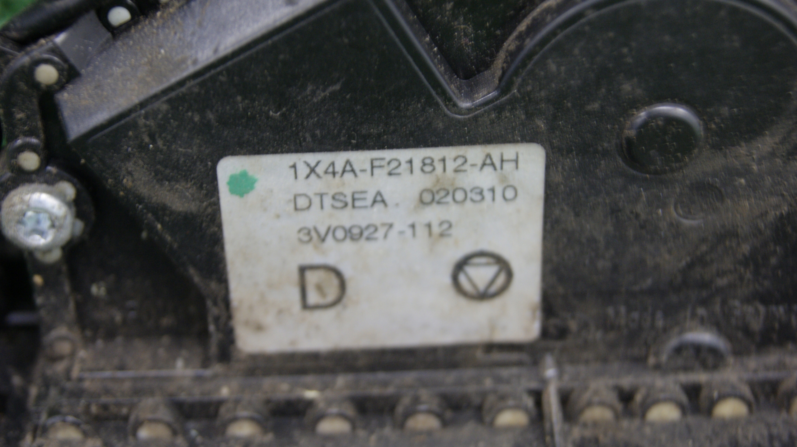 lock door right front JAGUAR X-TYPE 8+2 PIN 1X4A-F21812-AH