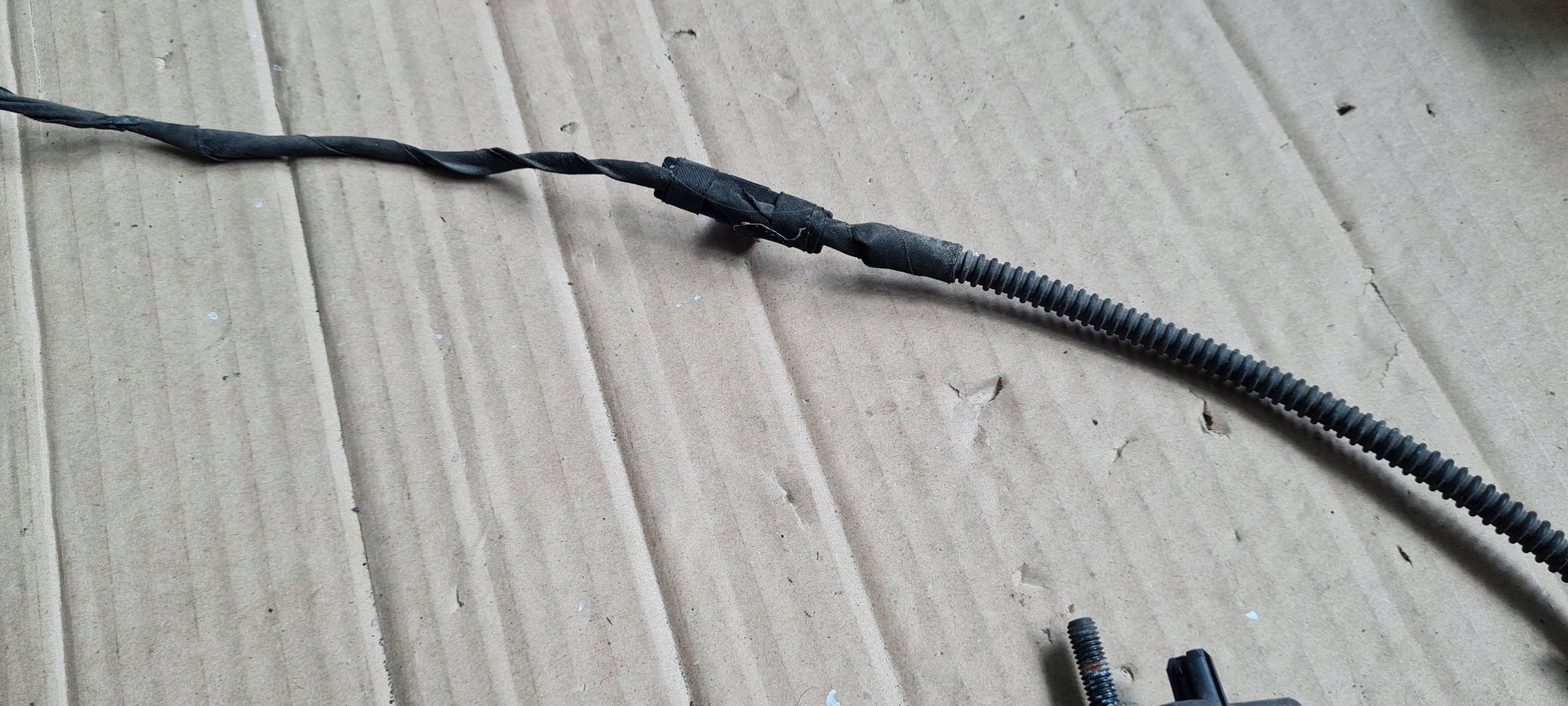 A4 B9 8W S4 impact sensor connecting spoiler 4M0959651 S5 Q7 Q5 A5 8W