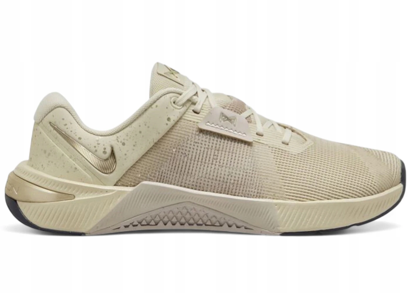 Nike Metcon 10 Se světle khaki krémový zlatý dámský IB6544-200 36.5
