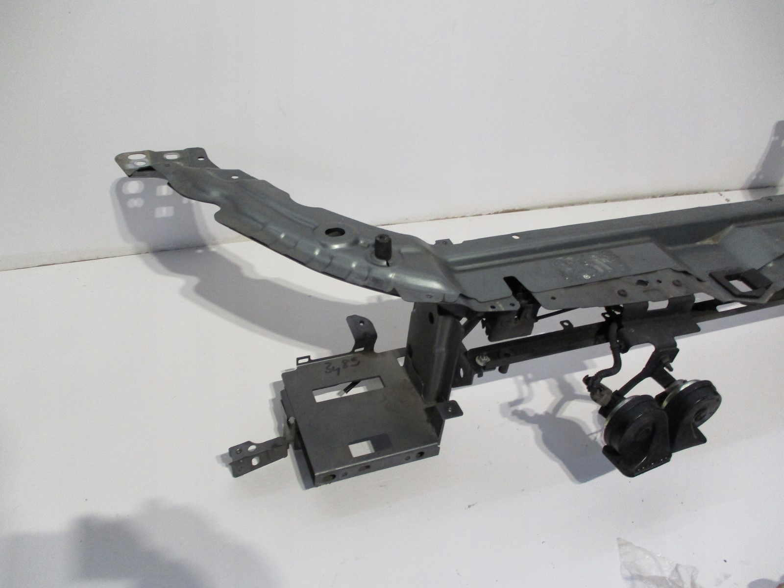 PAS GÓRNY WZMOCNIENIE DISCOVERY SPORT Producent części Land Rover OE