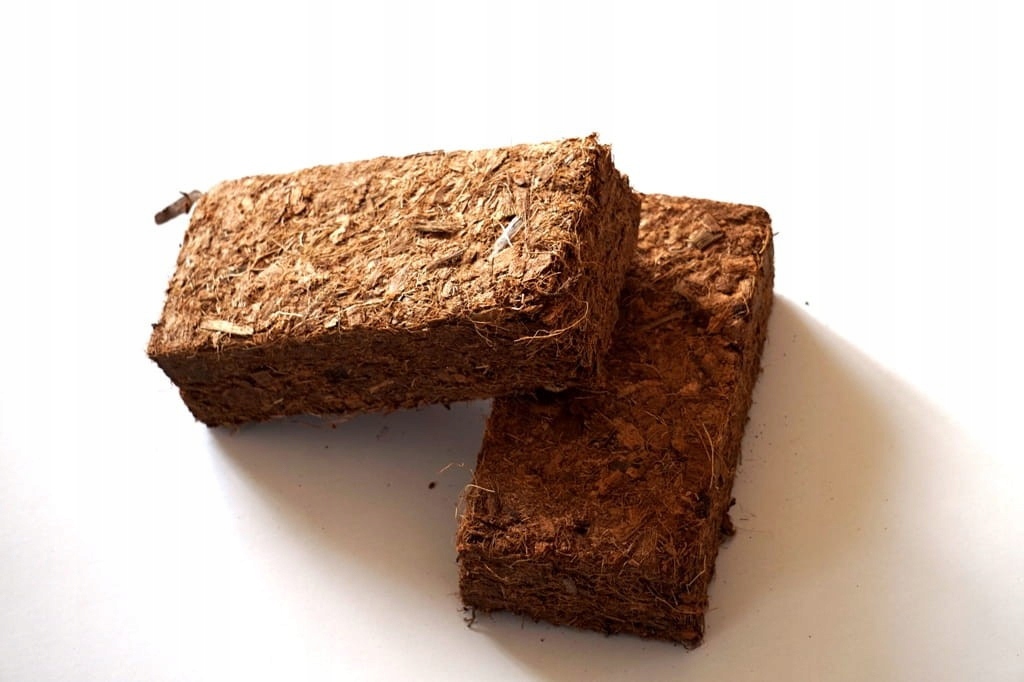 

Chips kokosowy, brykiet kokosowy 500g, 7l