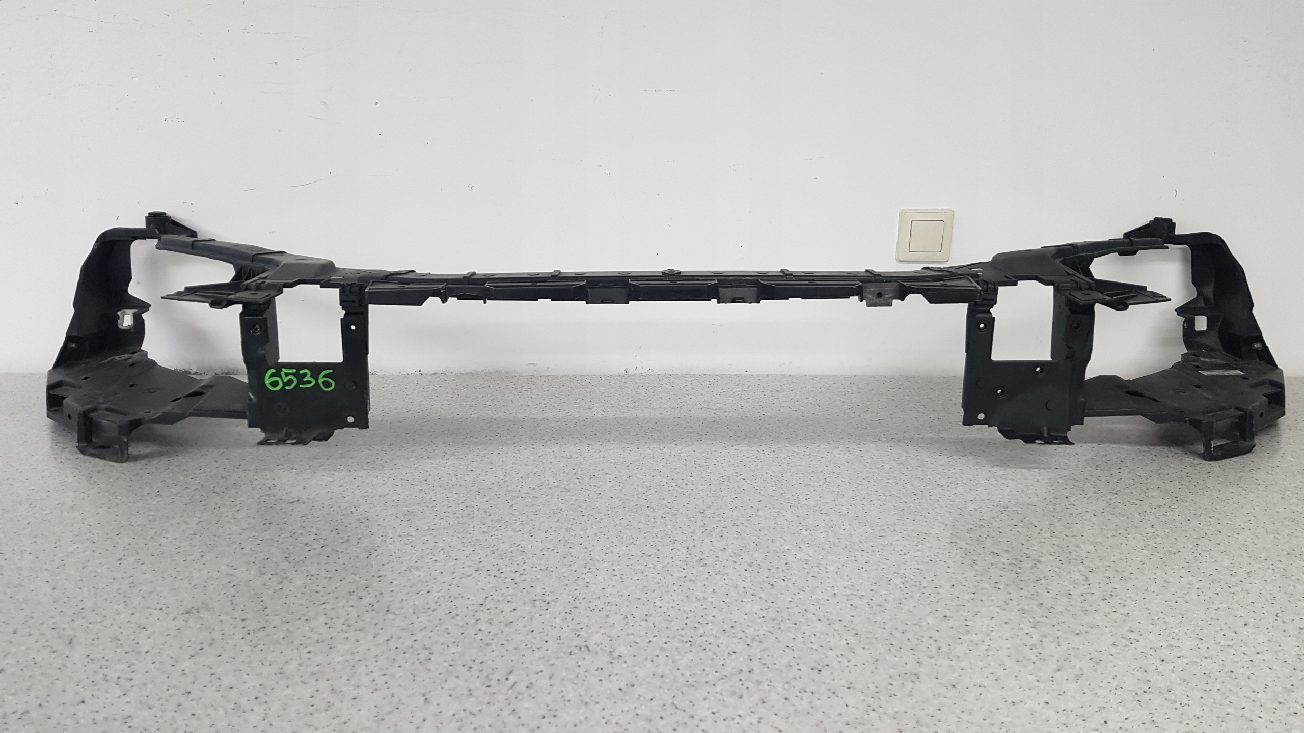bar, wall front VOLVO V40 2012 - 6536