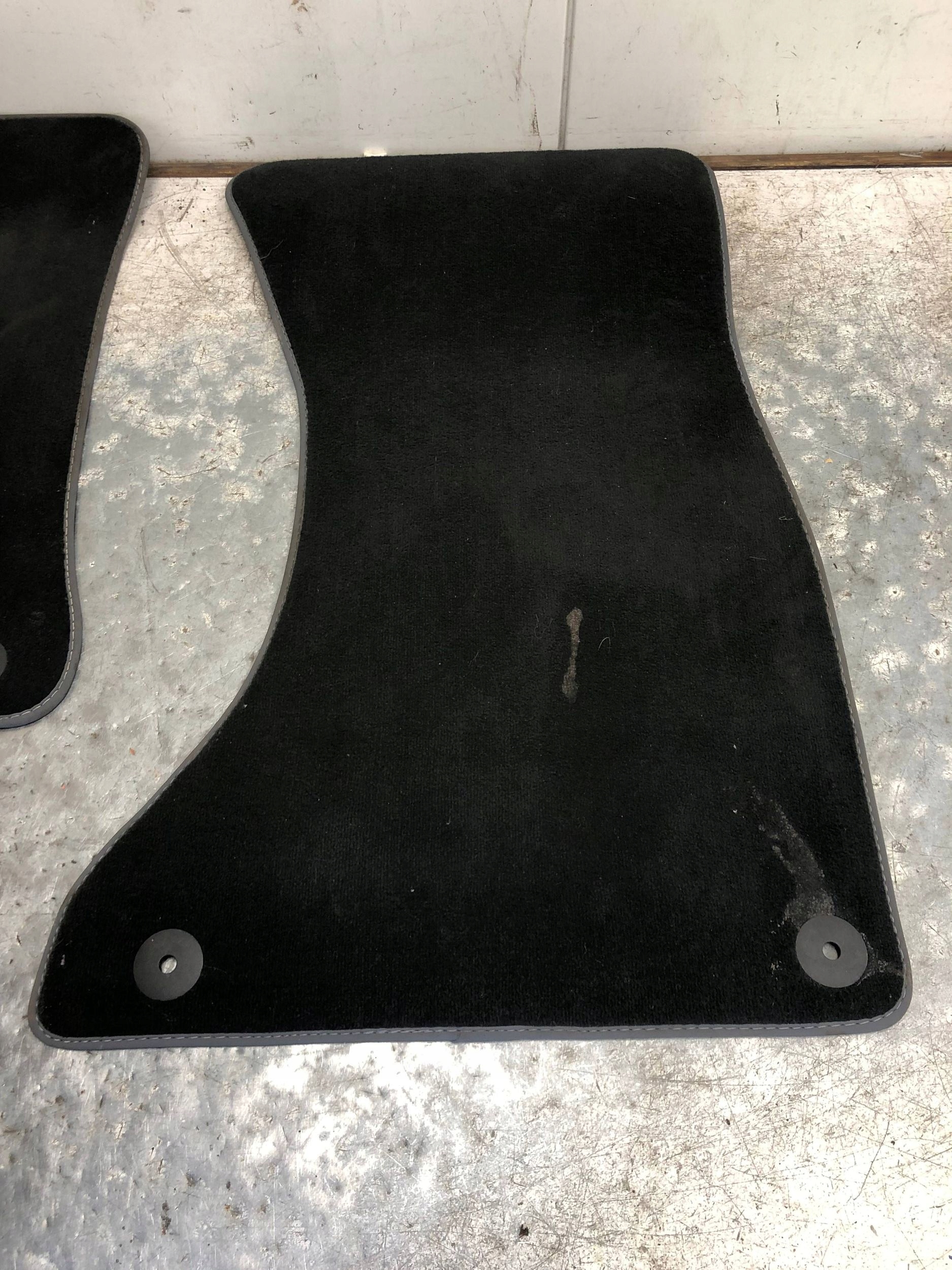 mats WELUR KOMPLET AUDI A4 B8 LIFT 8K1863691F