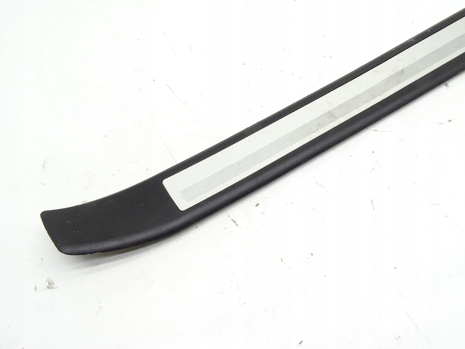 moulding cap threshold left front AUDI RS4 B7 8E0853373F