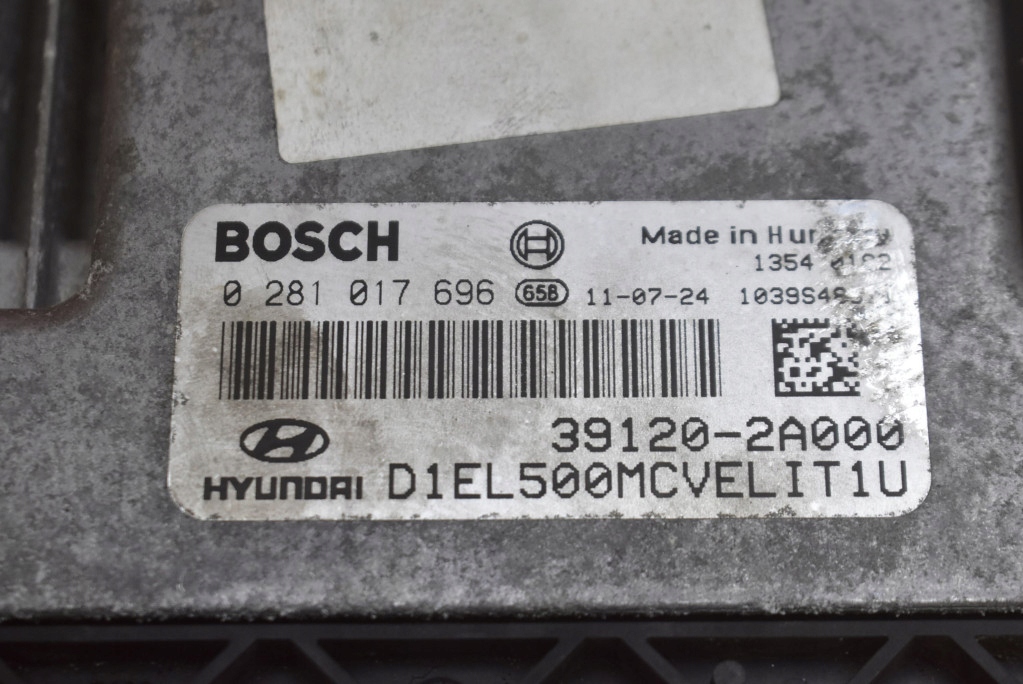 control unit computer of the engine 39120-2A000 0281017696 HYUNDAI IX35 1.7 CRDI