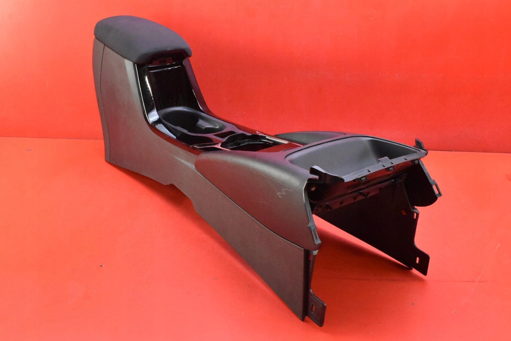 TUNEL central armrest EU TOYOTA COROLLA E21 LIFT 19-21