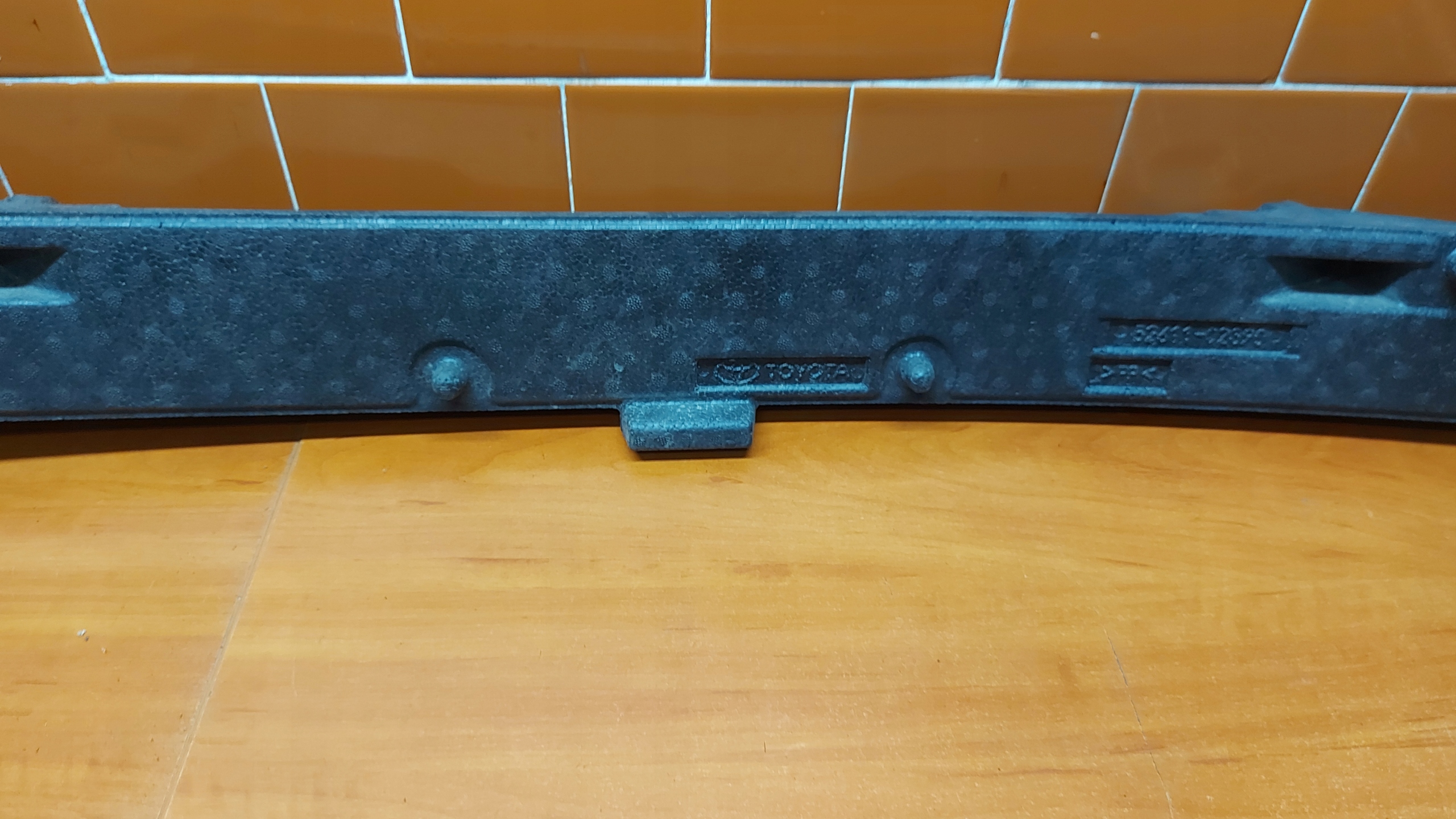 ABSORBER Polystirén nárazníku předek přední TOYOTA COROLLA E16 E18 16-19