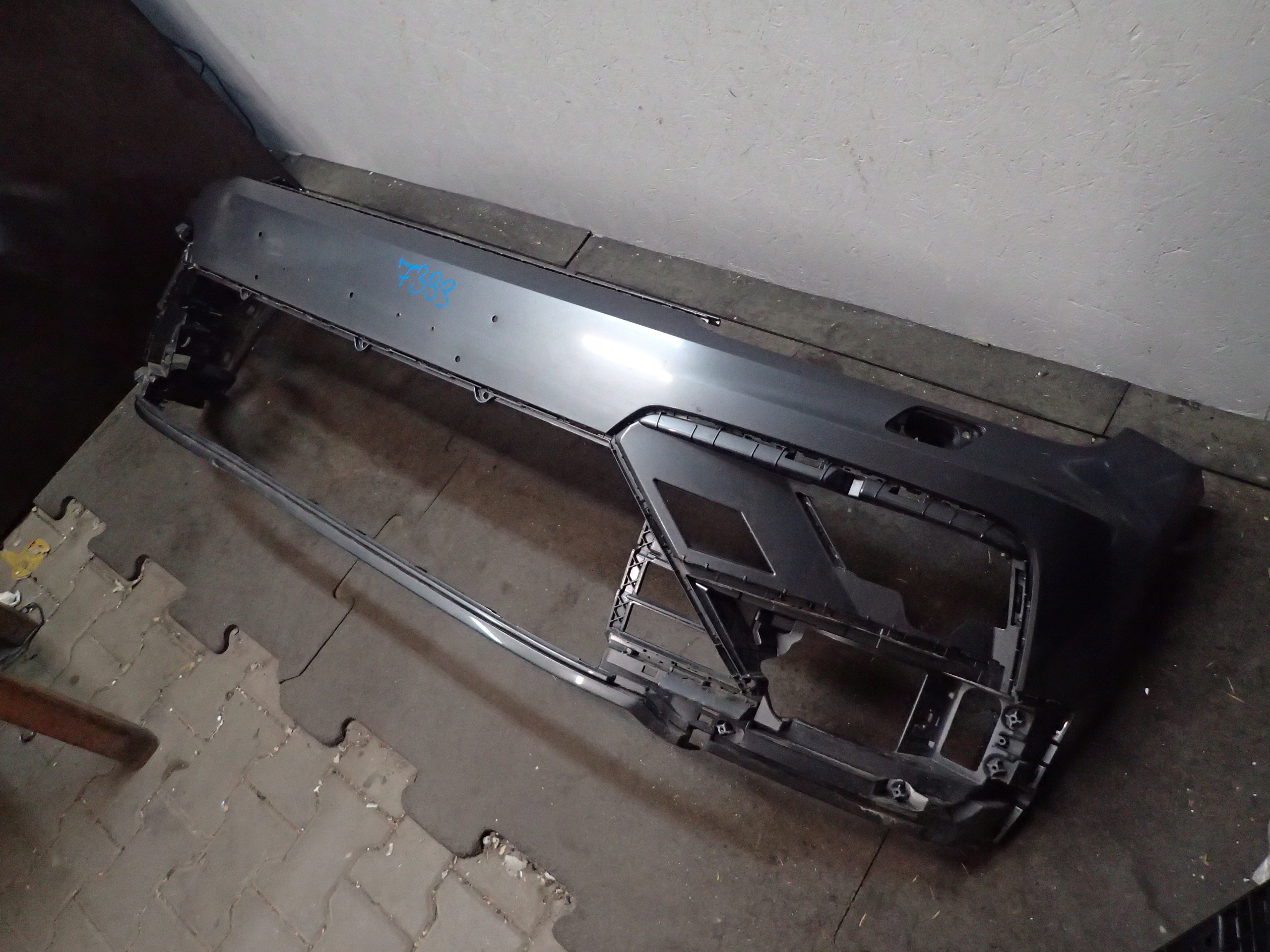 BUMPER FRONT VW TIGUAN ALLSPACE R LINE 15- 5NN