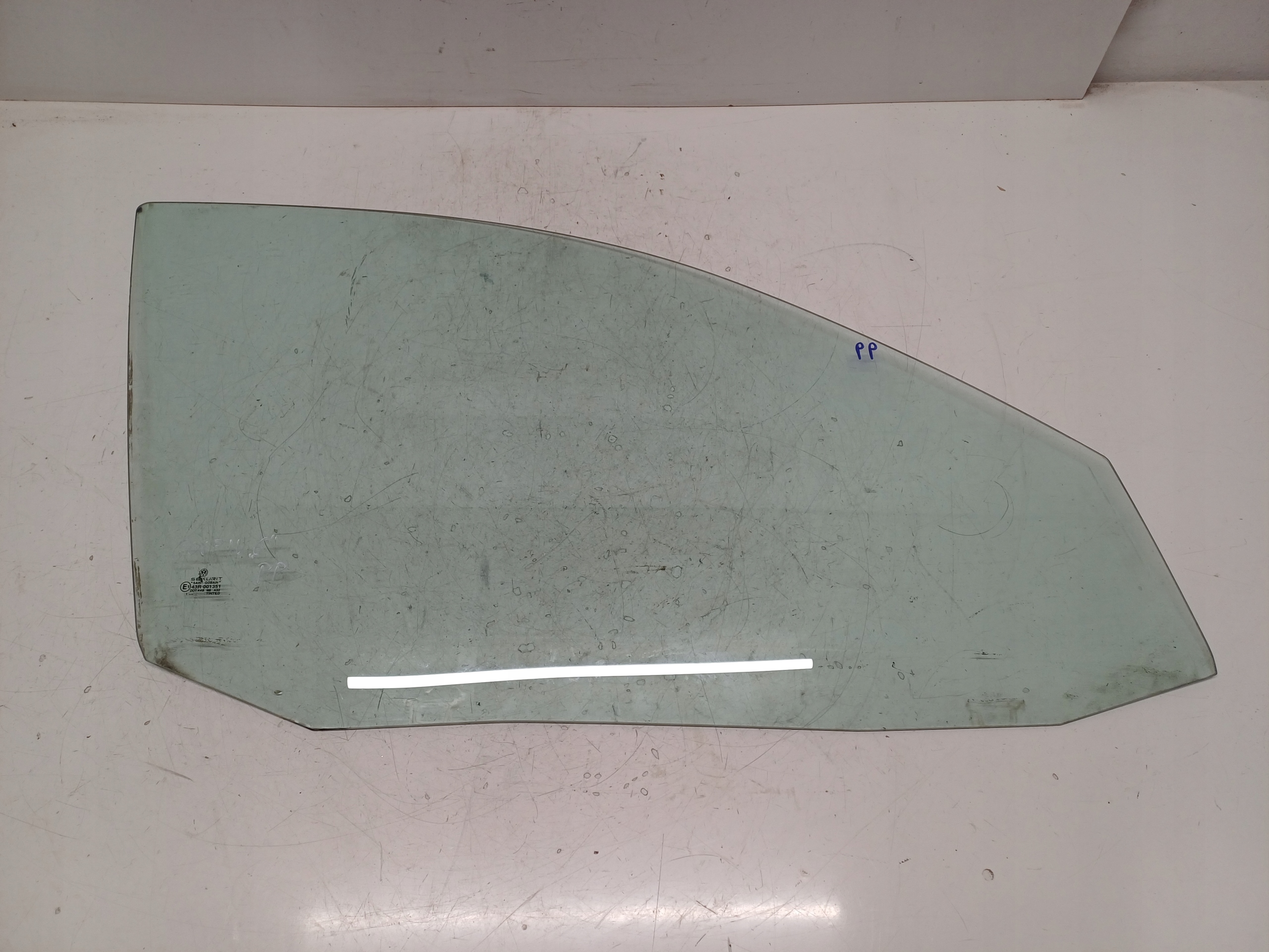 VW GOLF IV 4 97-06 5D SZYBA PRAWY PRZÓD ...1