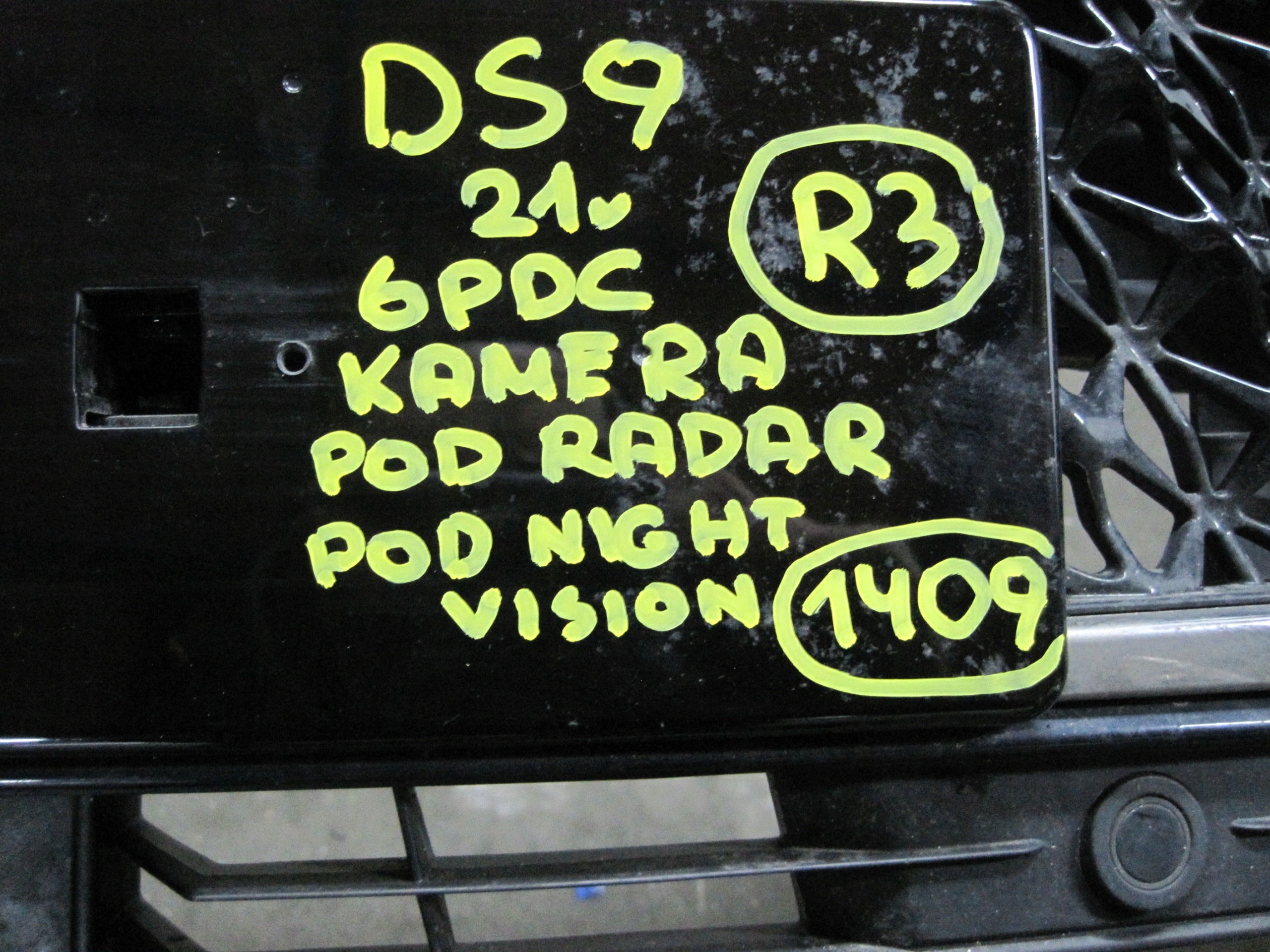front bumper CITROEN DS9 6 PDC KAMERA front