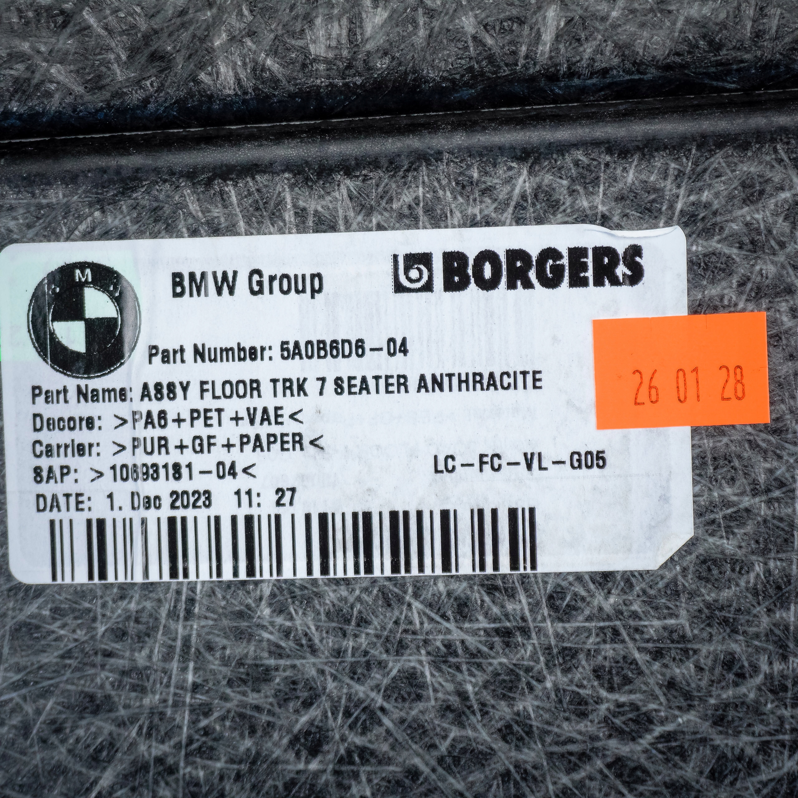 upholstery floor boot 7 osob BMW X5 G05 51475A0B6D6 5A0B6D6