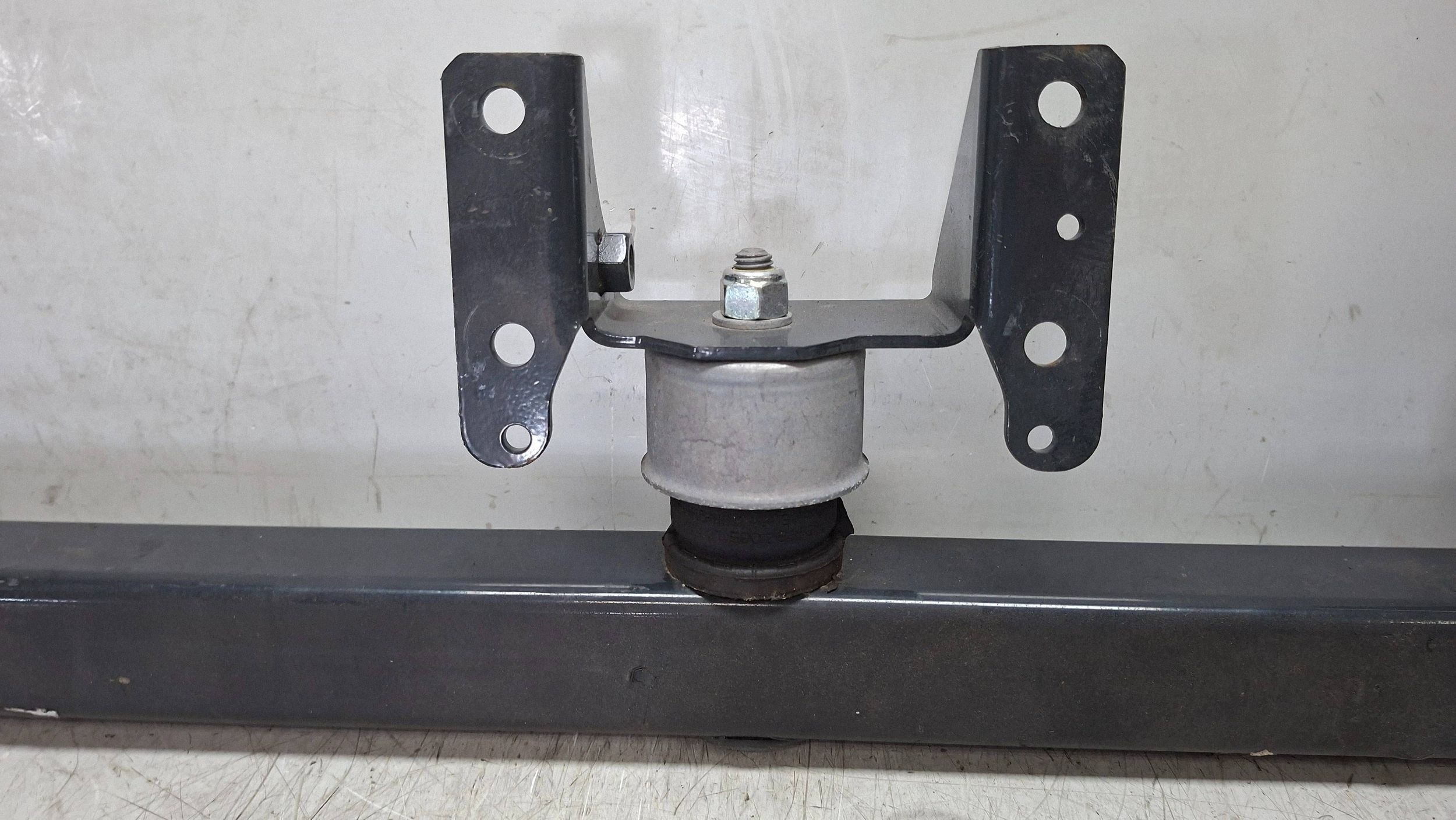 Supporto cambio ingranaggi 5802428559 IVECO DAILY IV 2014