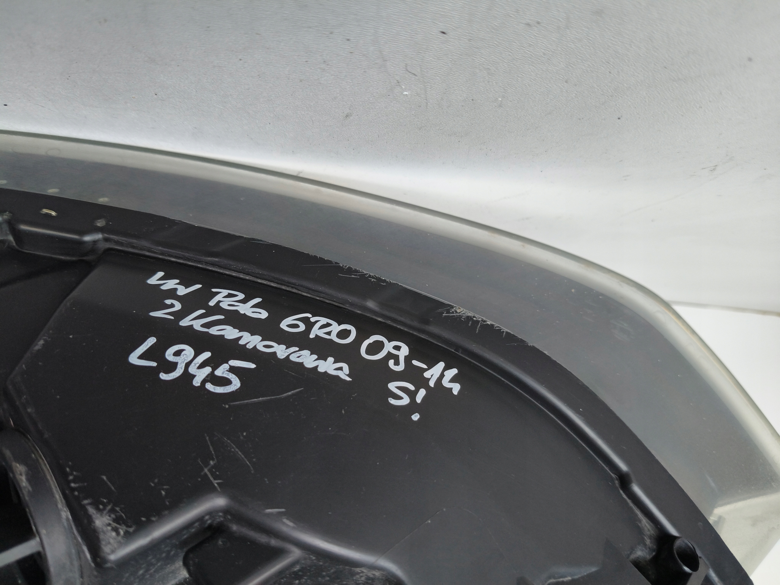 light right REFLEKTOR VW POLO 6R 6R0 09-14 2 KOMOROWA