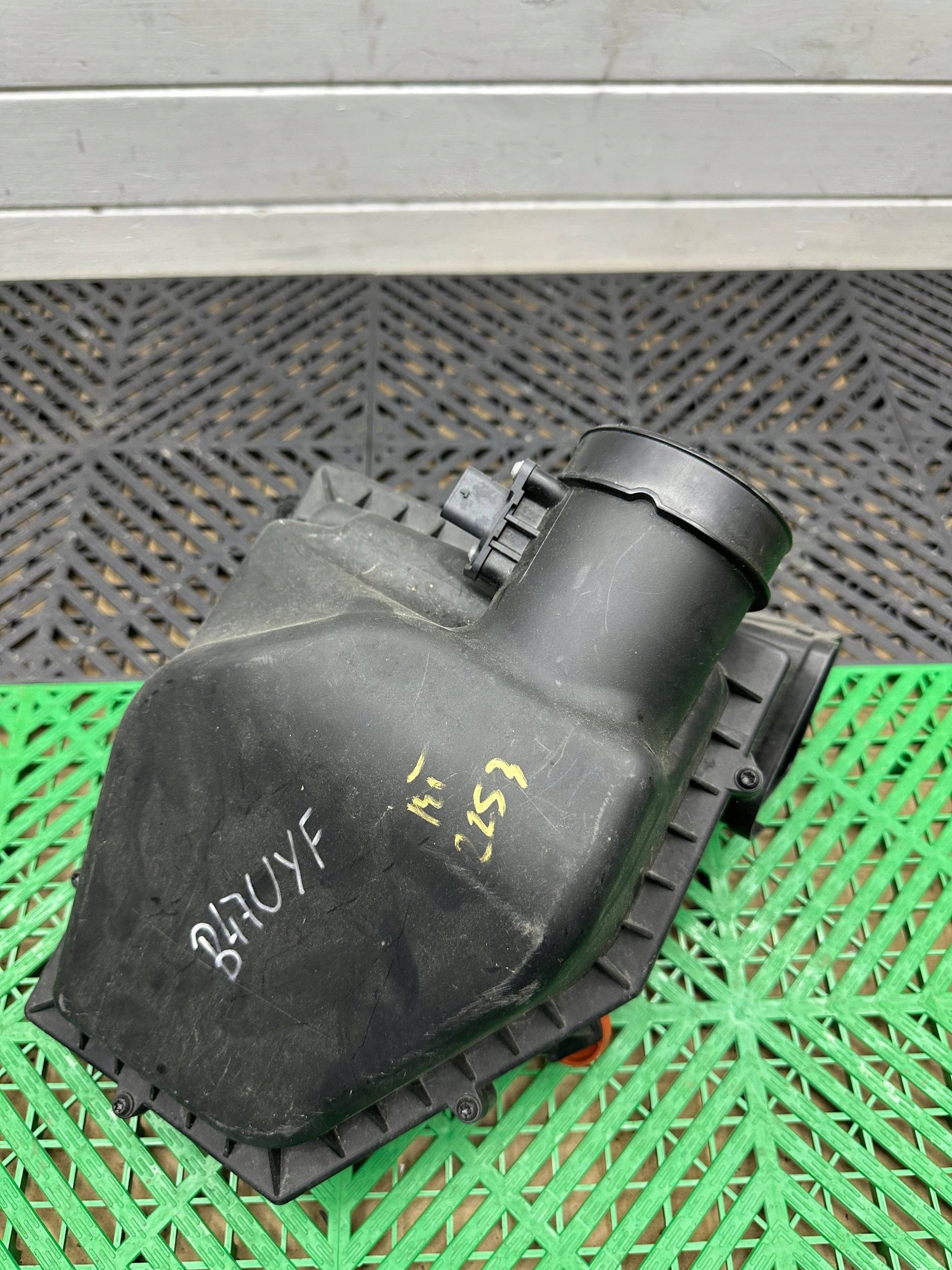Gehäuse filter luft BMW 7 G11 G12 8620473