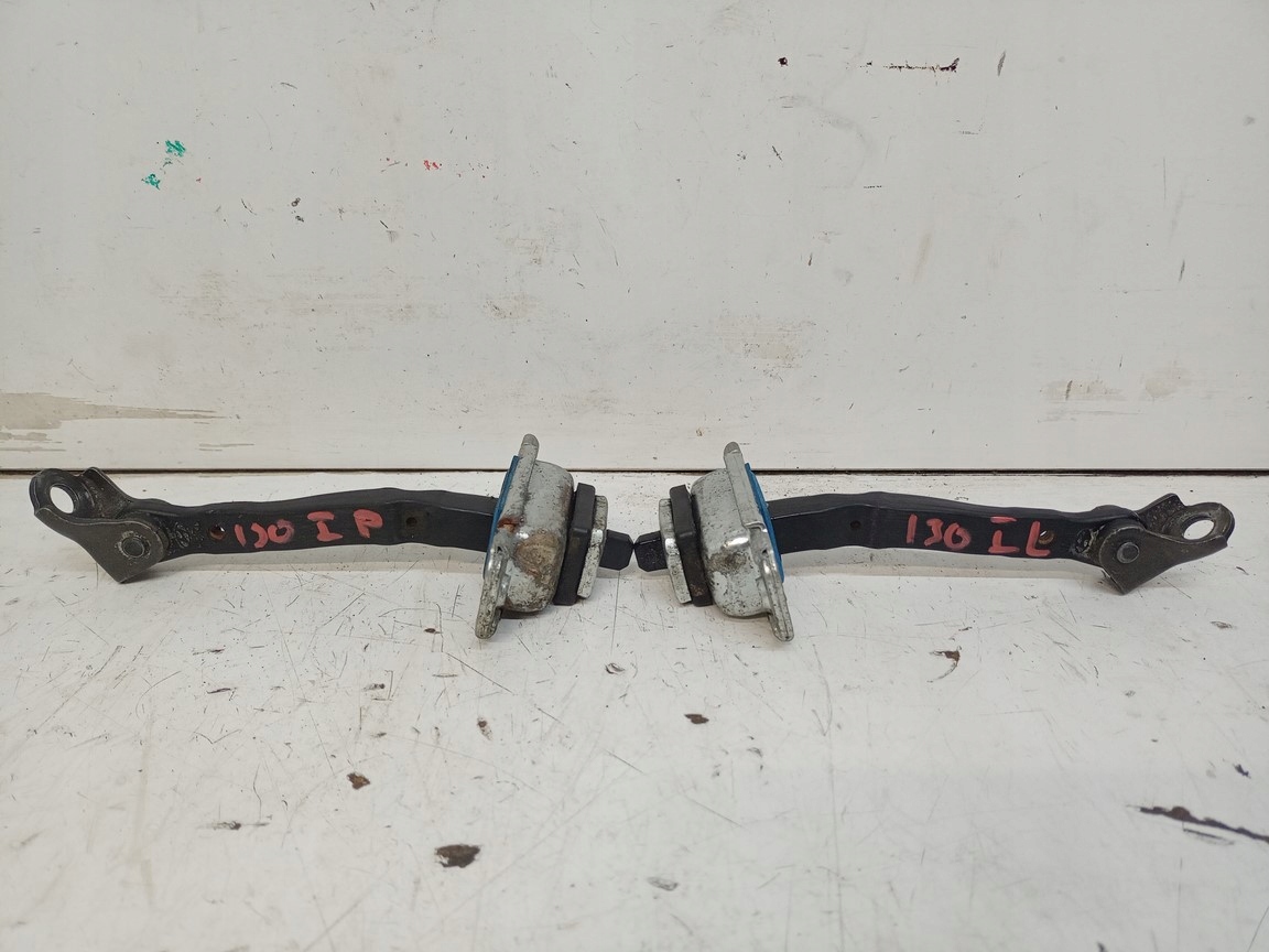 HYUNDAI I30 limiter door left right rear part 2007