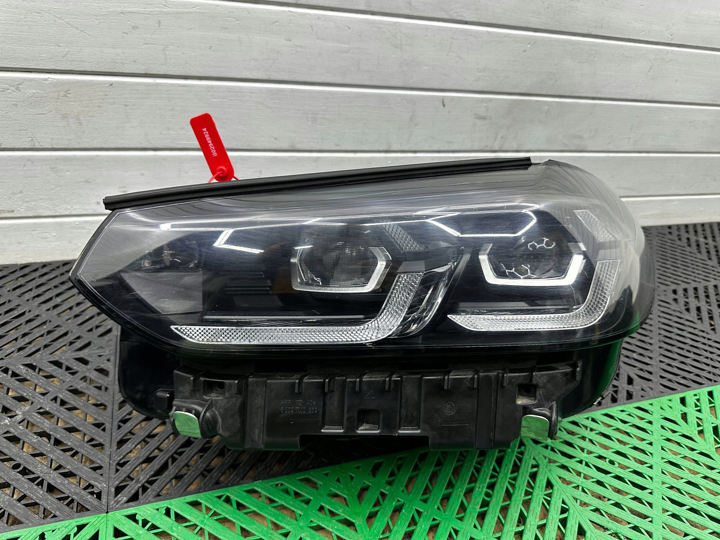 light front side left BMW X3 G01 X4 G02 LCI BLACK 5A29205