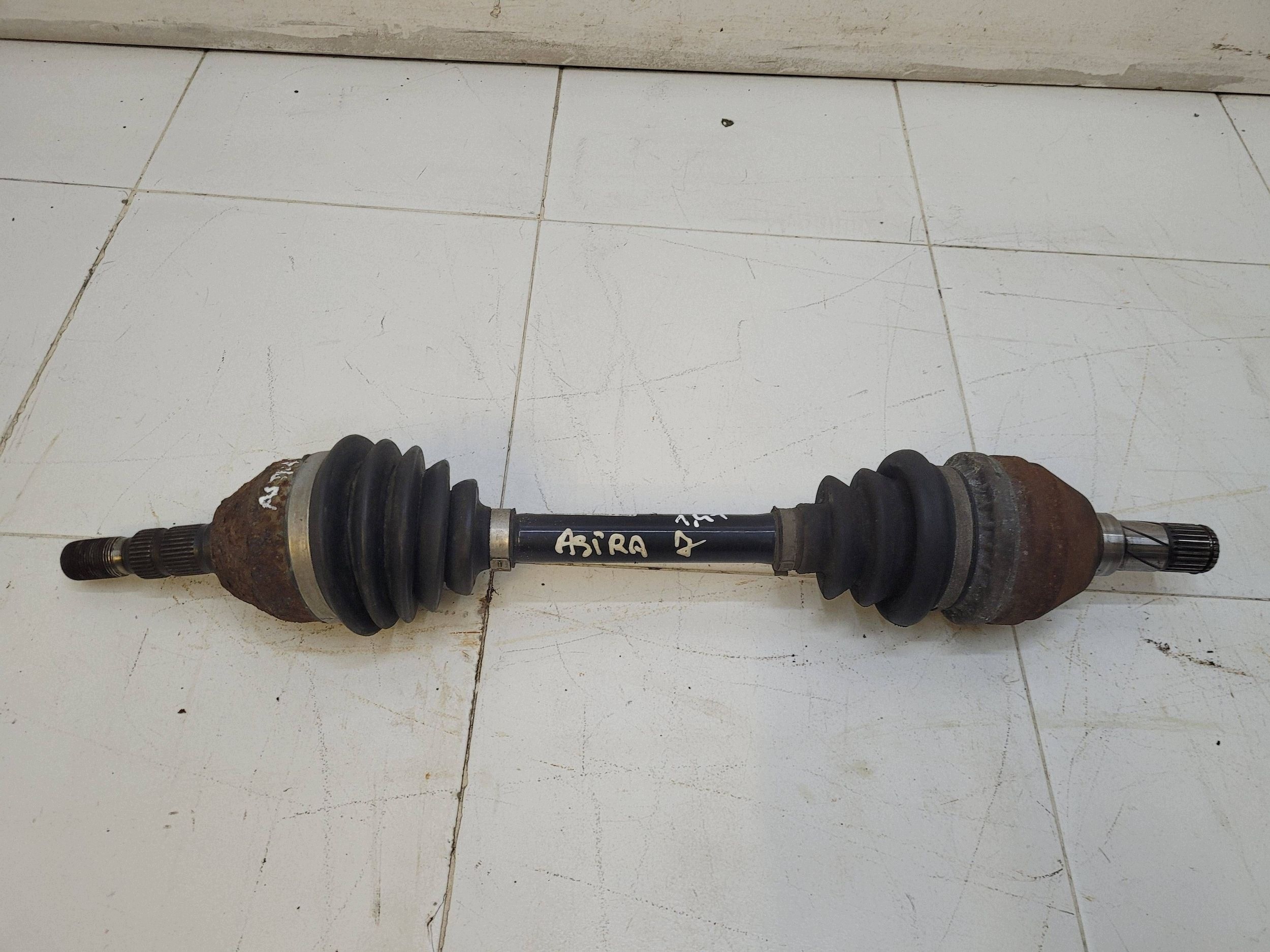 OPEL ASTRA IV J 1.4 T A14NET semi-axis left front front 13271555