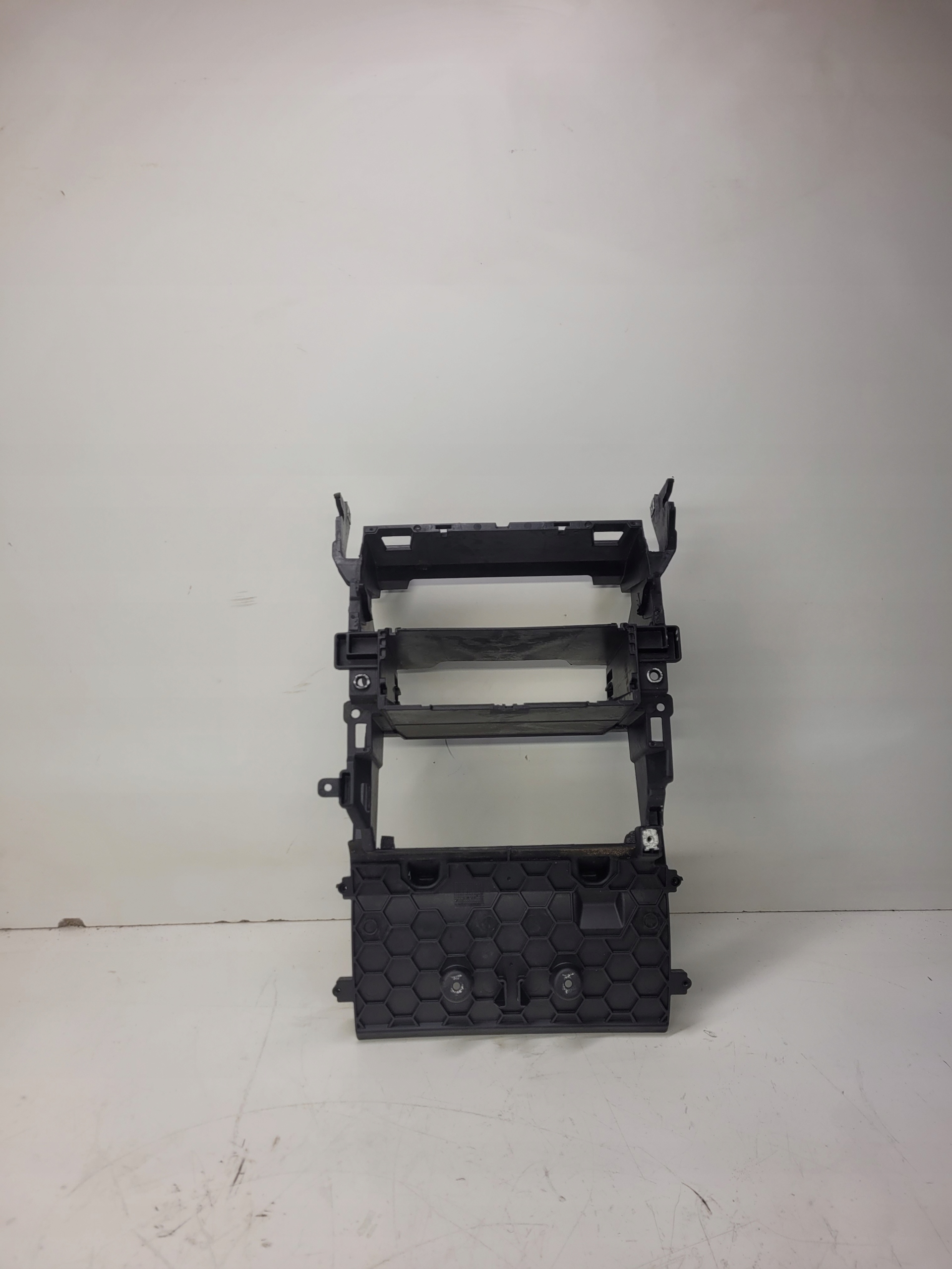 KOSZ MOCOWANIE ZMIENIARKI NAWIEWU Q7 4L2858005A UK