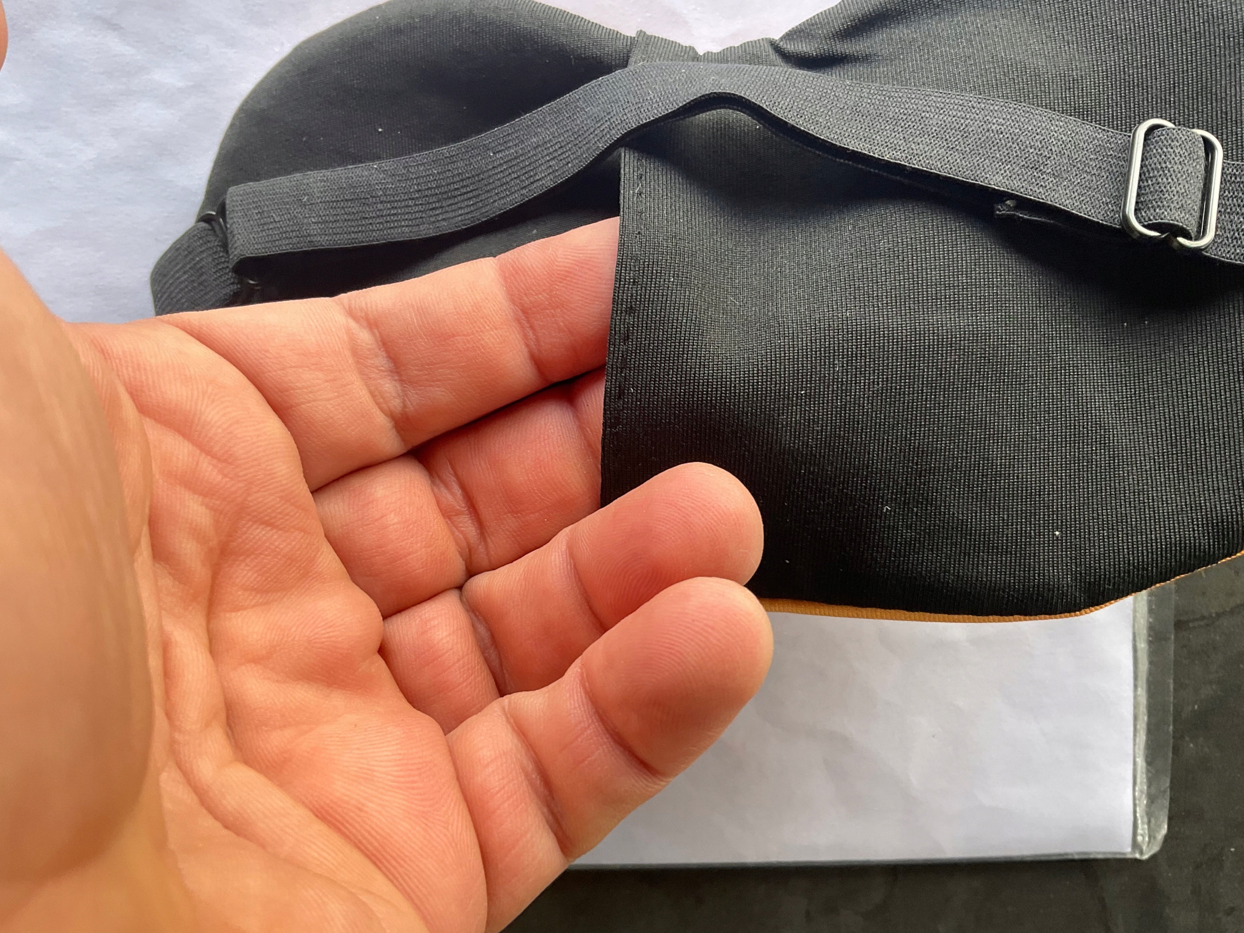 OPASKA NA OCZY MASKA DO SPANIA SNU RELAKSU BURGER HAMBURGER NA GUMCE OLDMAN Płeć uniseks