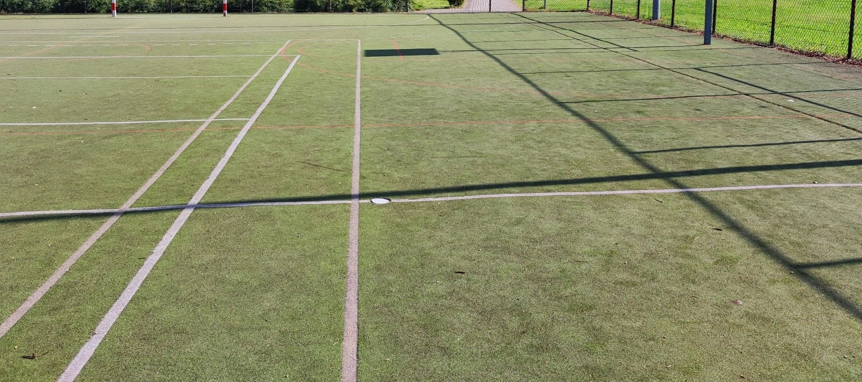 BOISKO SPORTOWE TRAWIASTE 1144M2 PIŁKA NOŻNA