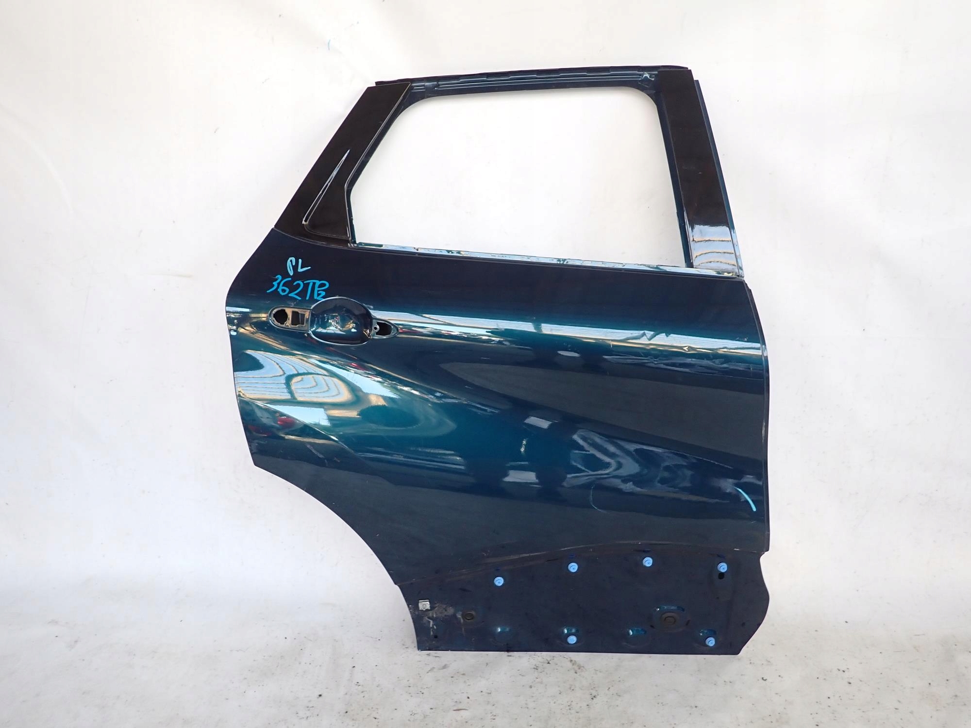 RENAULT CAPTUR and 1 13-19 door rear part rear. right