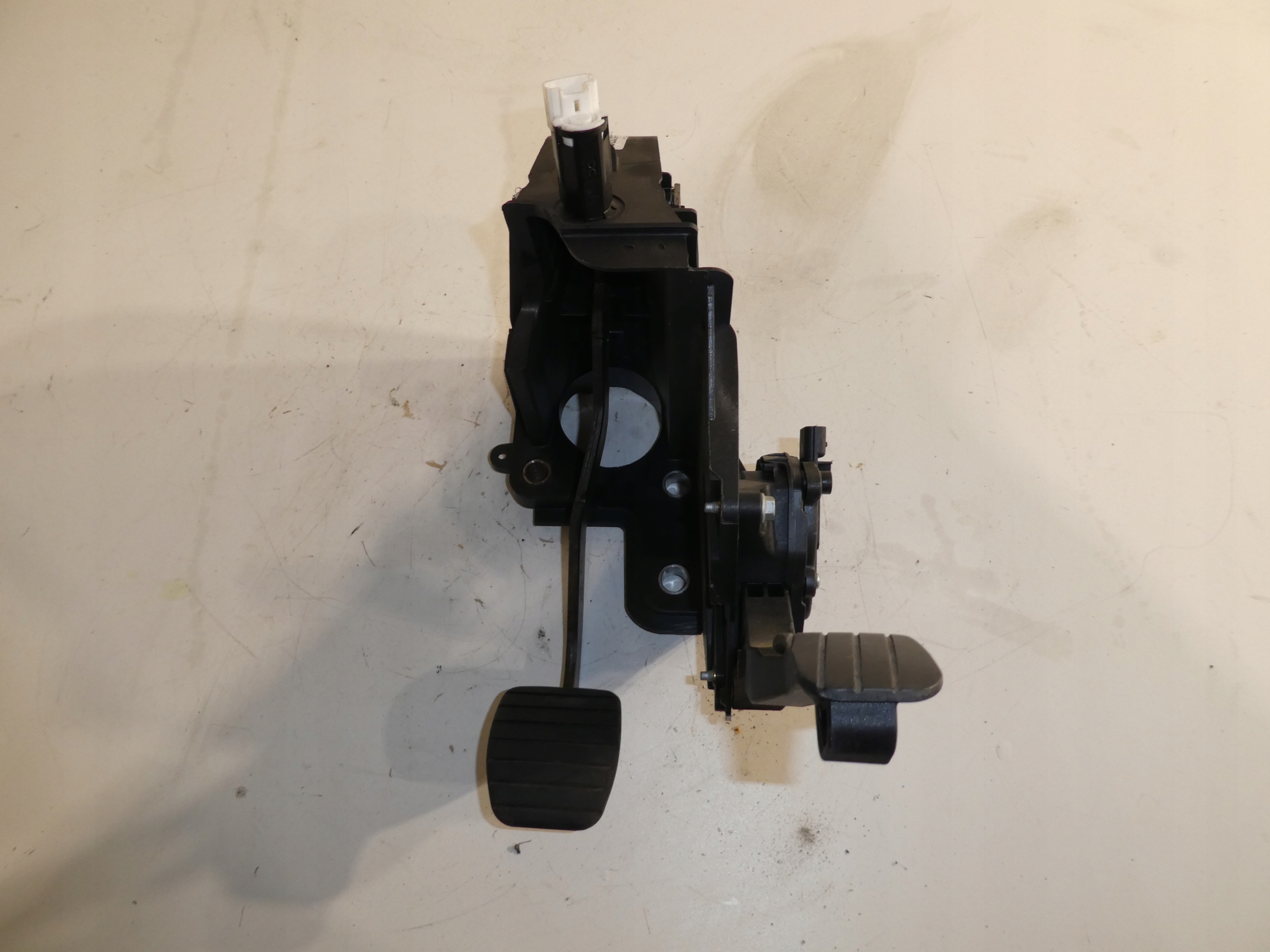 GASPEDAL BREMSE MASTER III 465105948R