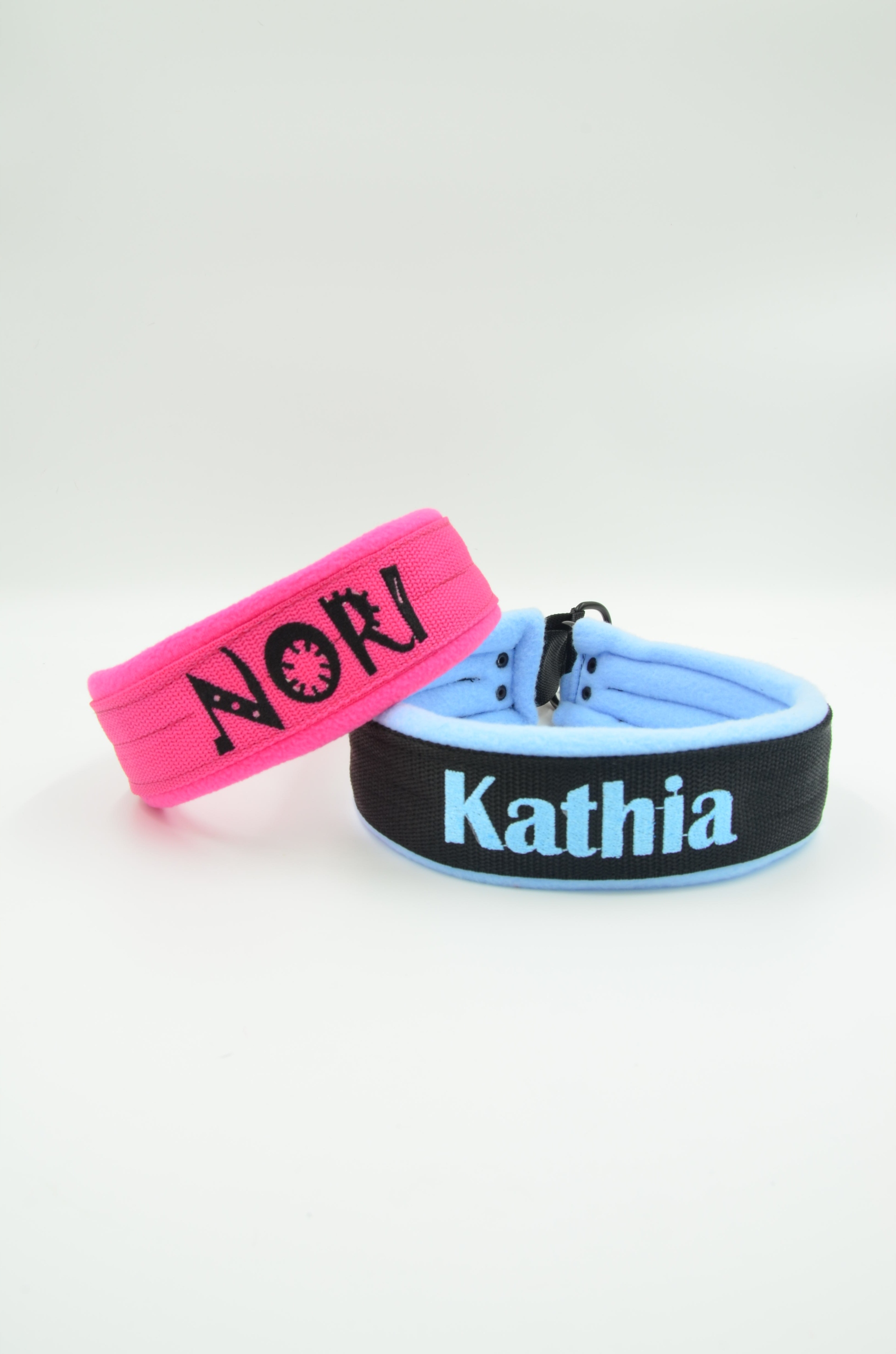 Levně Poloviční upínací obojek s výšivkou pro velkého psa Všechny velikosti a barvy L