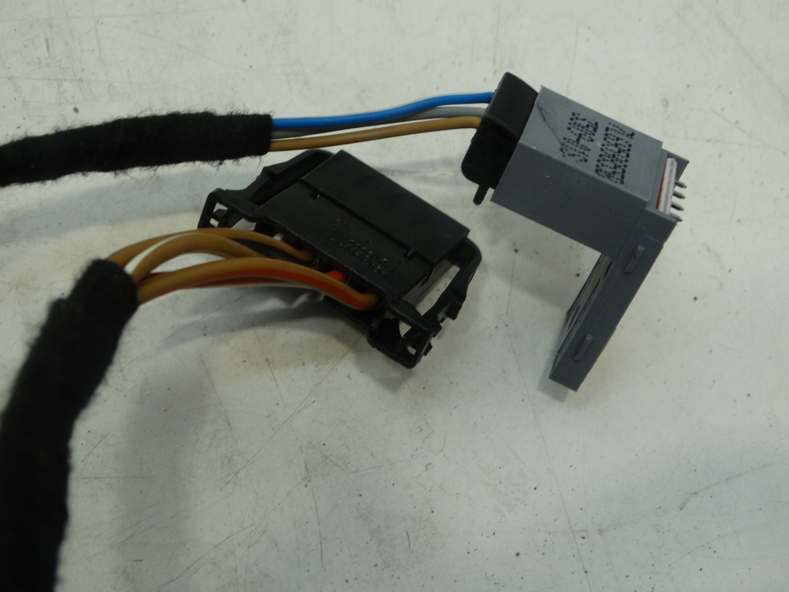 bundle wiring door +speaker right rear part VW GOLF VI plus 5M0971694AJ