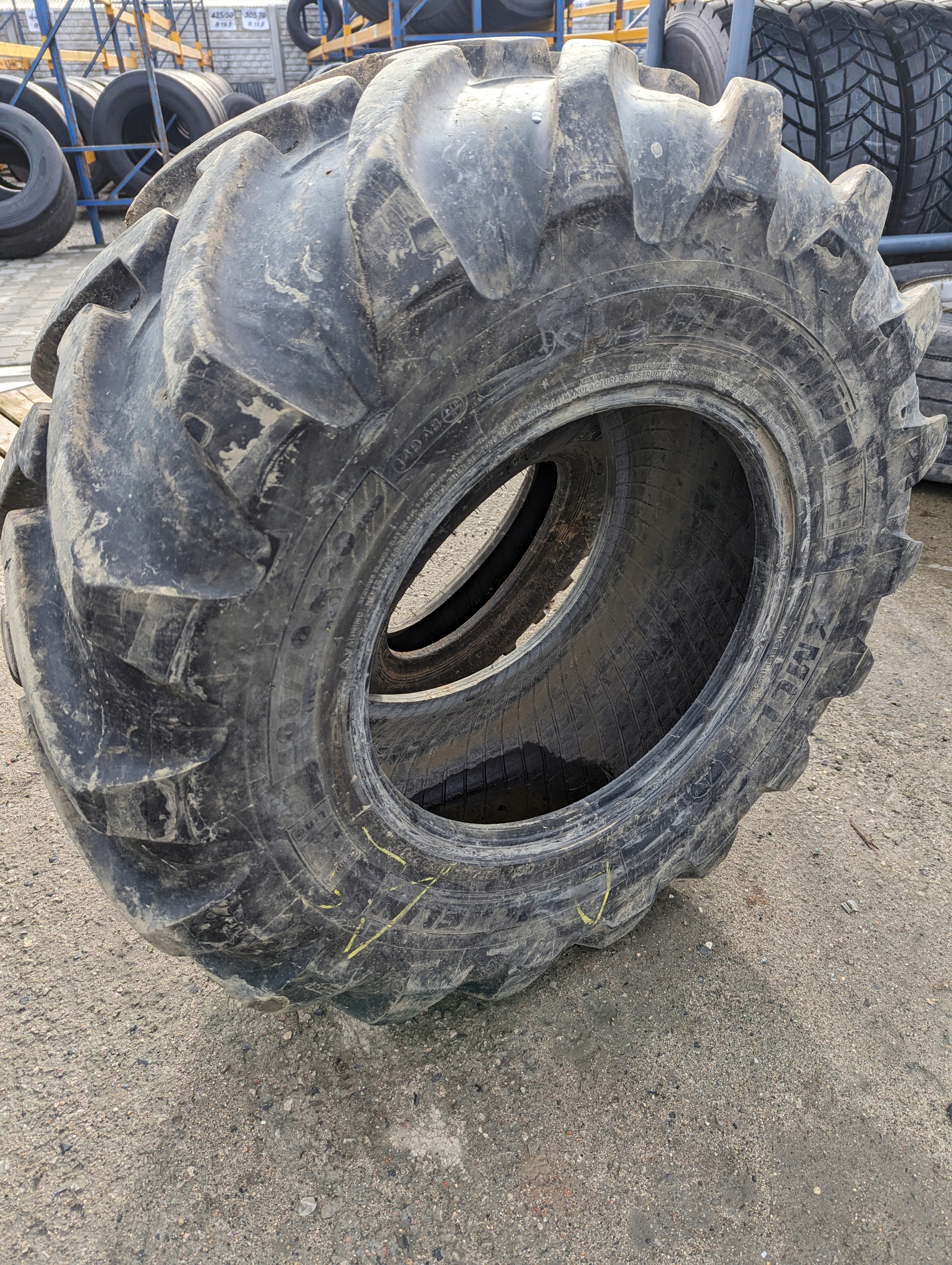 400/70R20 Michelin XMCL opona Marka Michelin