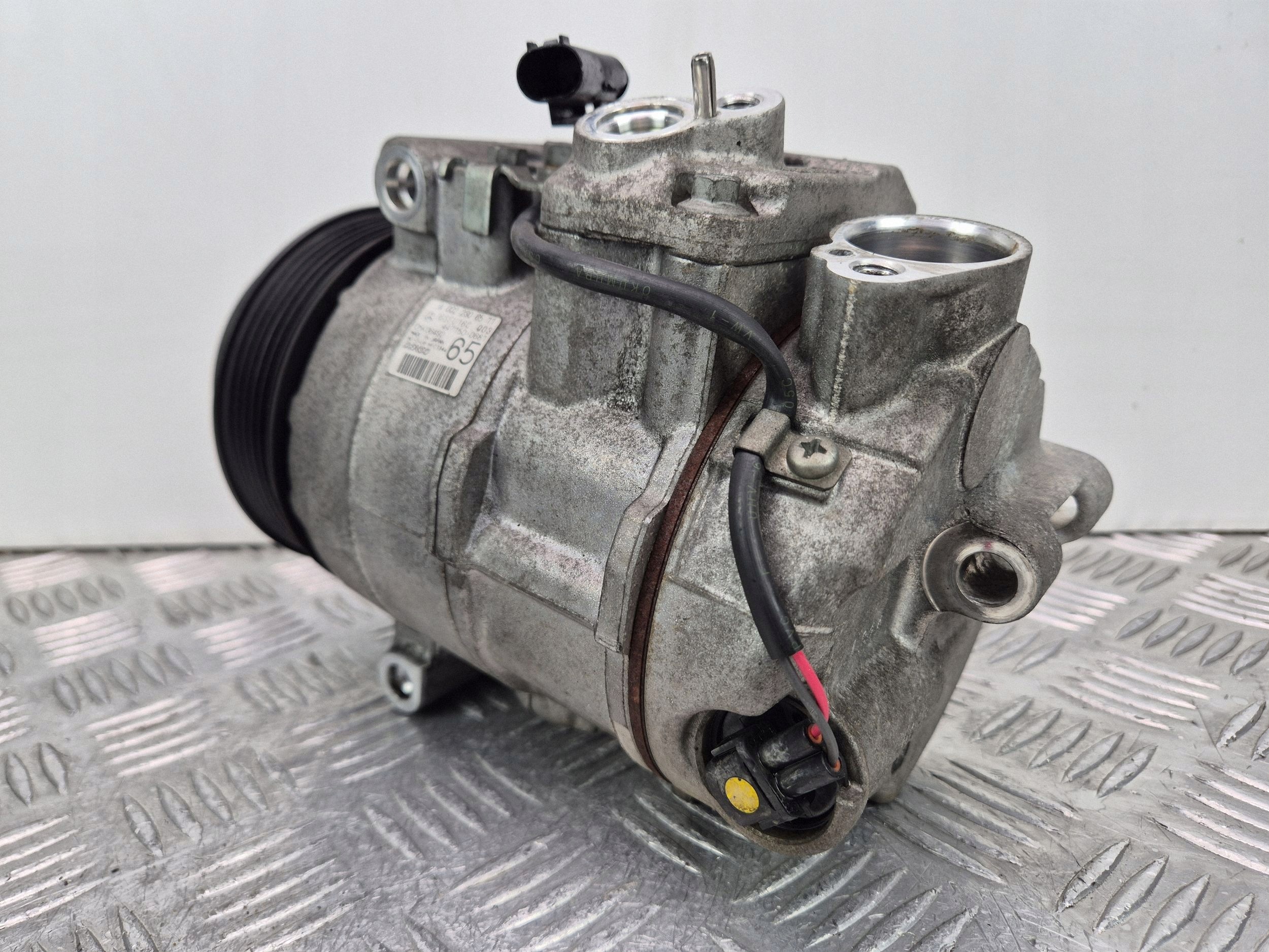 Mercedes E350 W211 M272 compresseur de climatisation A0022306511