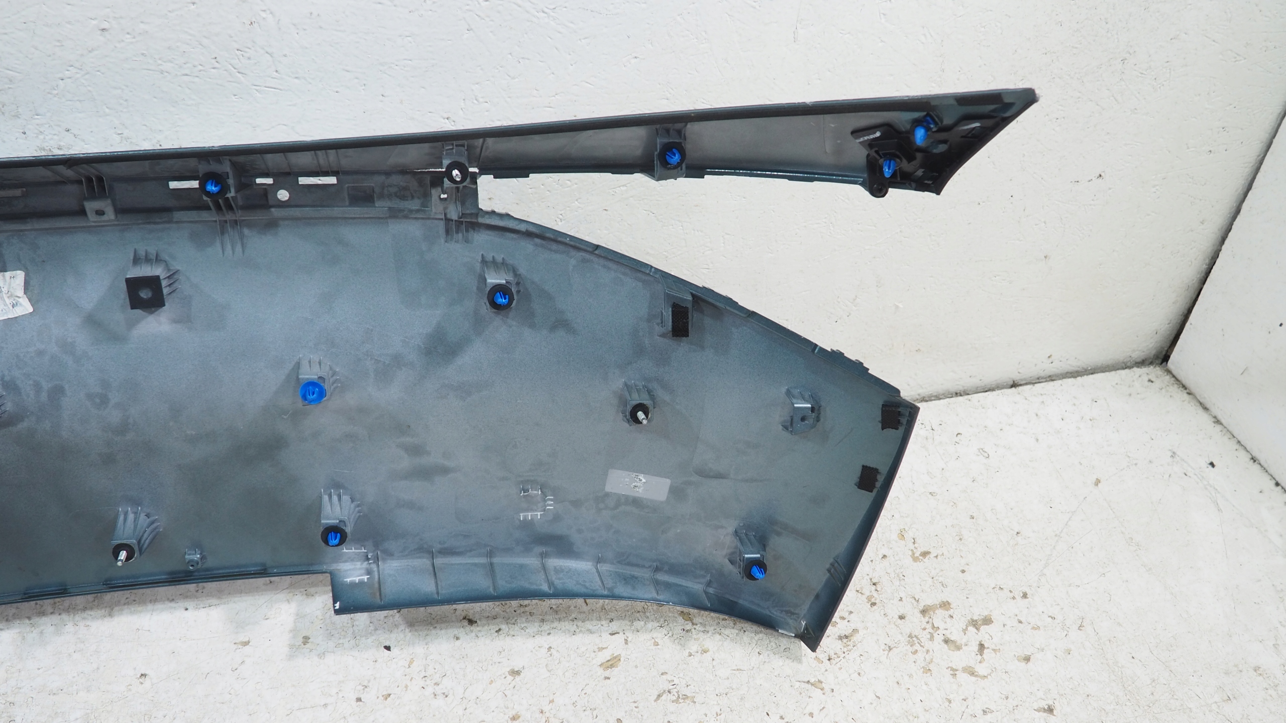 Kia Sportage V cap bonnet rear part 87311-R2000
