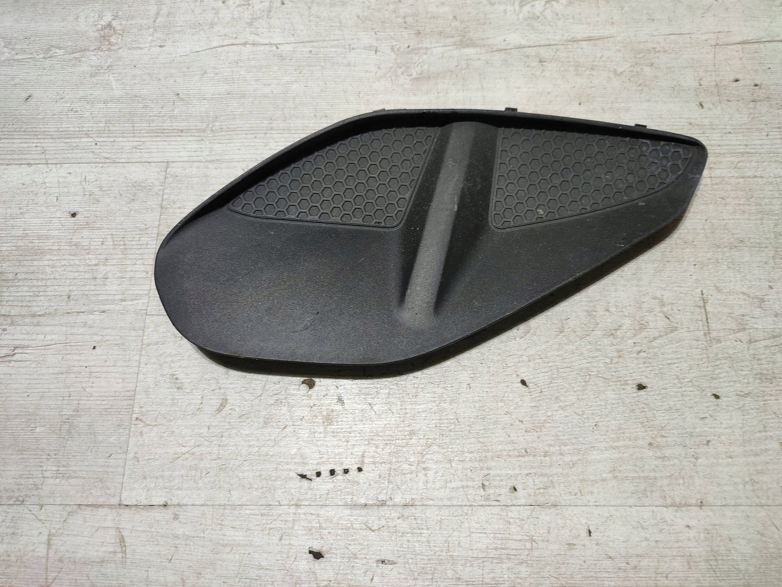 Opel Corsa F 2020 front side left grille spoiler